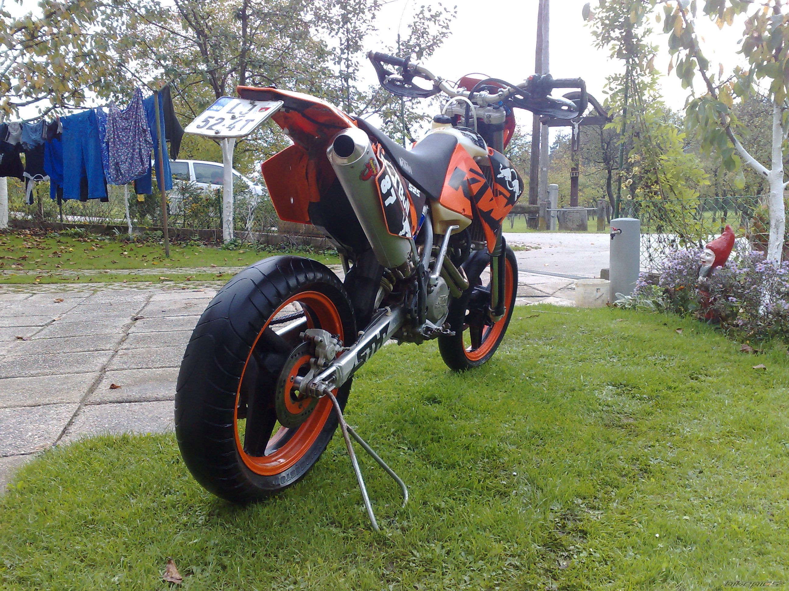 Photo 1967694
