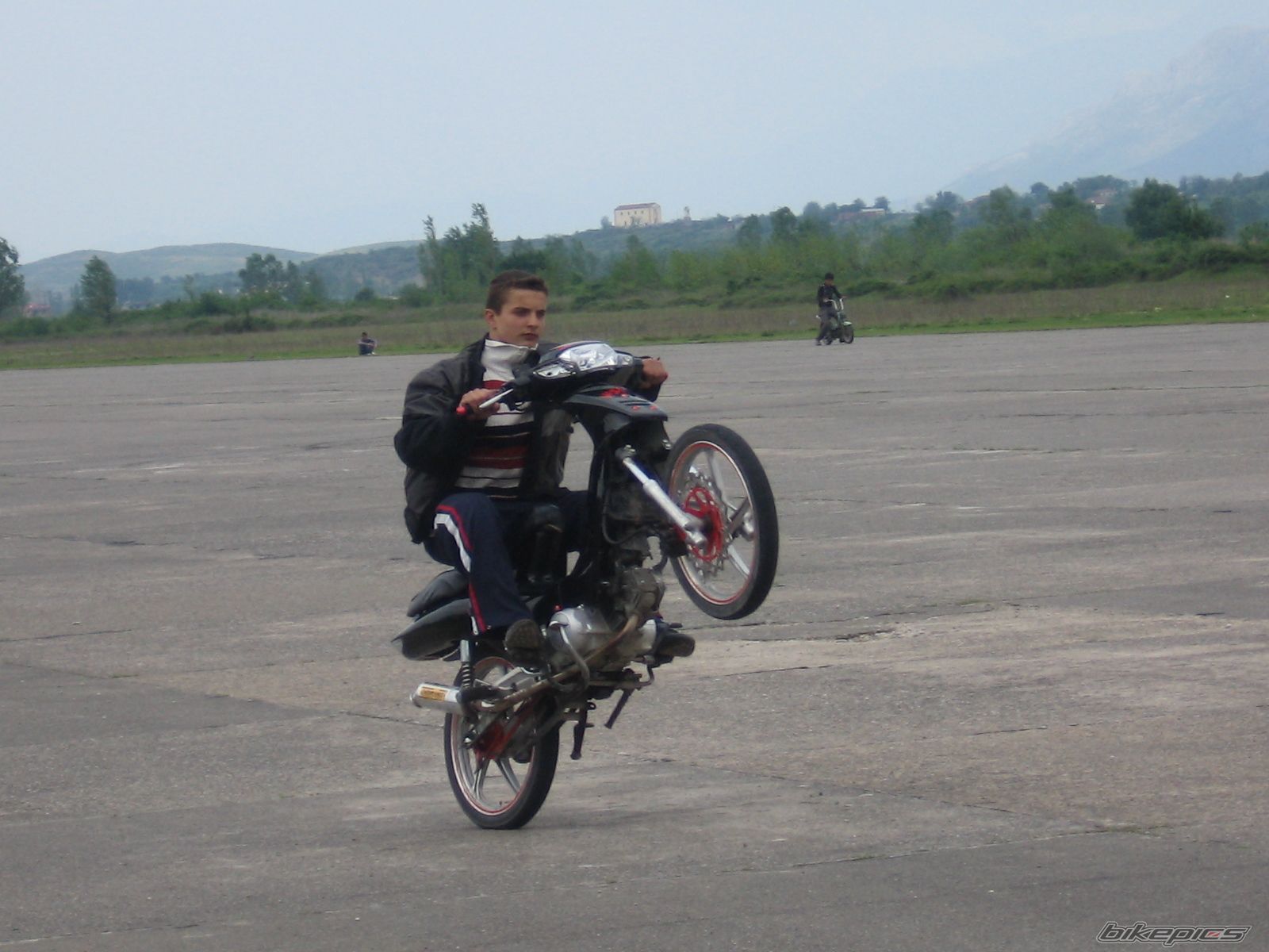 Bike Photo 1967819