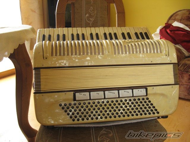 Photo 1967913