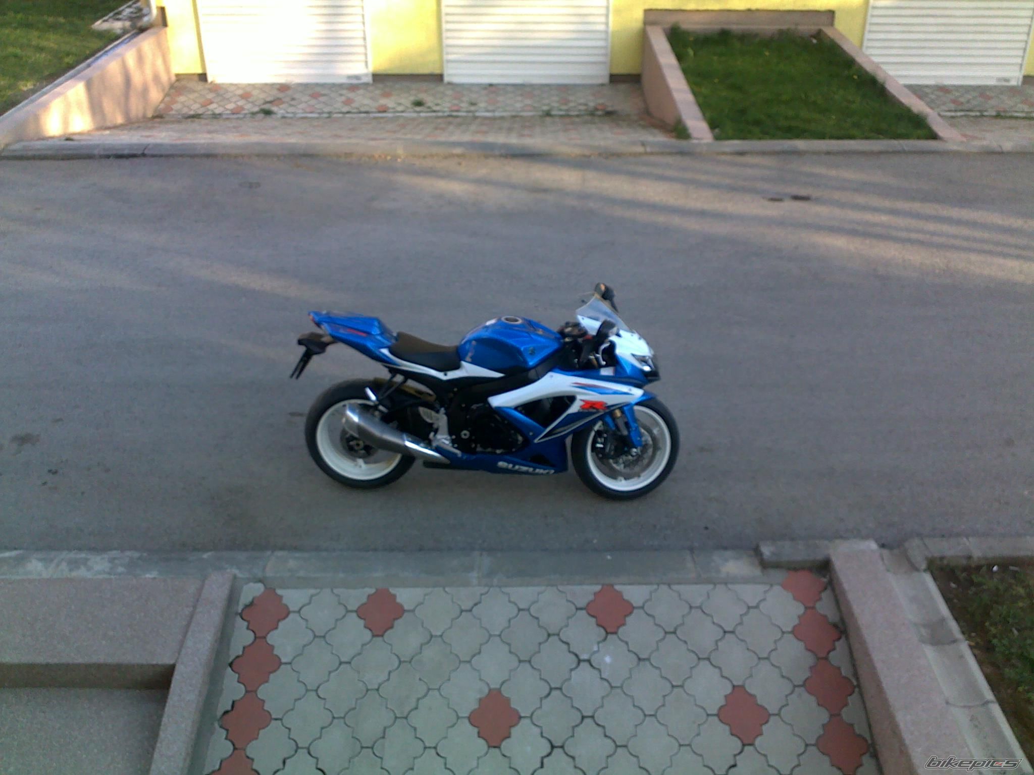 Photo 1968385