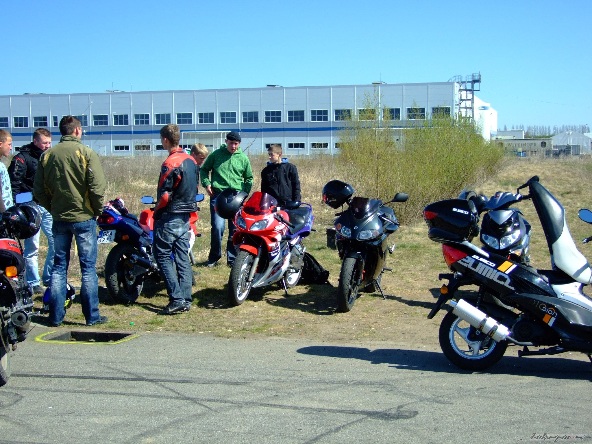 Bike Photo 1968508