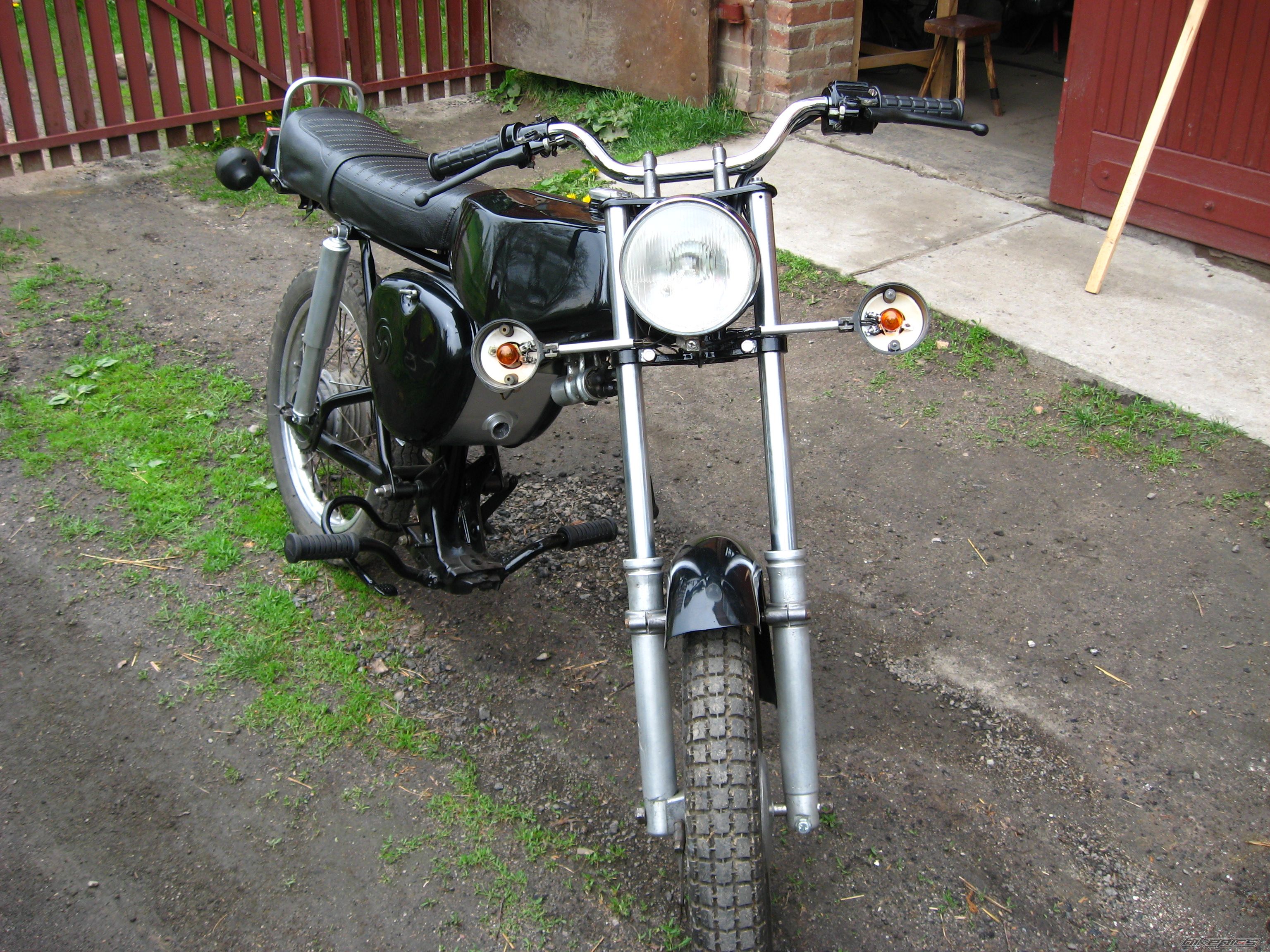 Photo 1968634