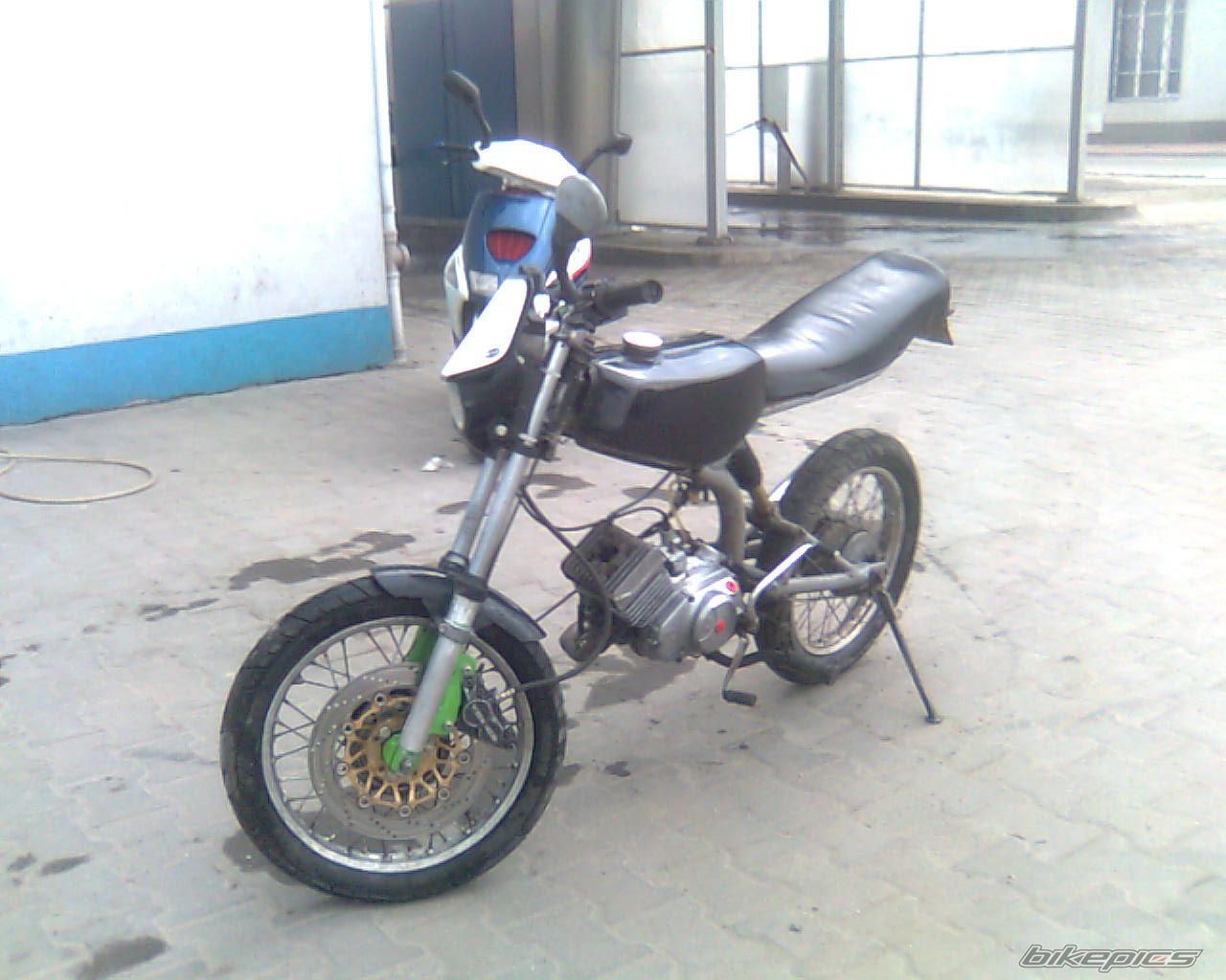 Photo 1968867