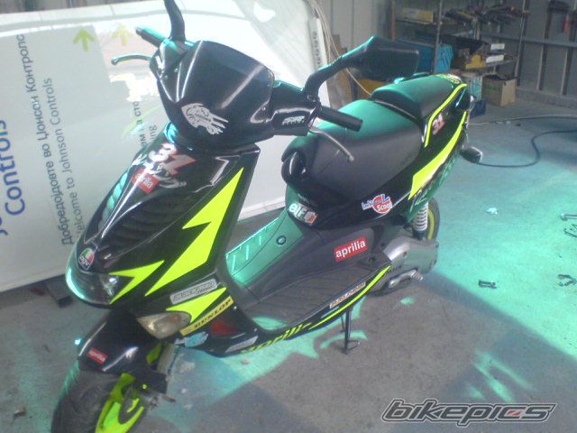 Photo 1968963