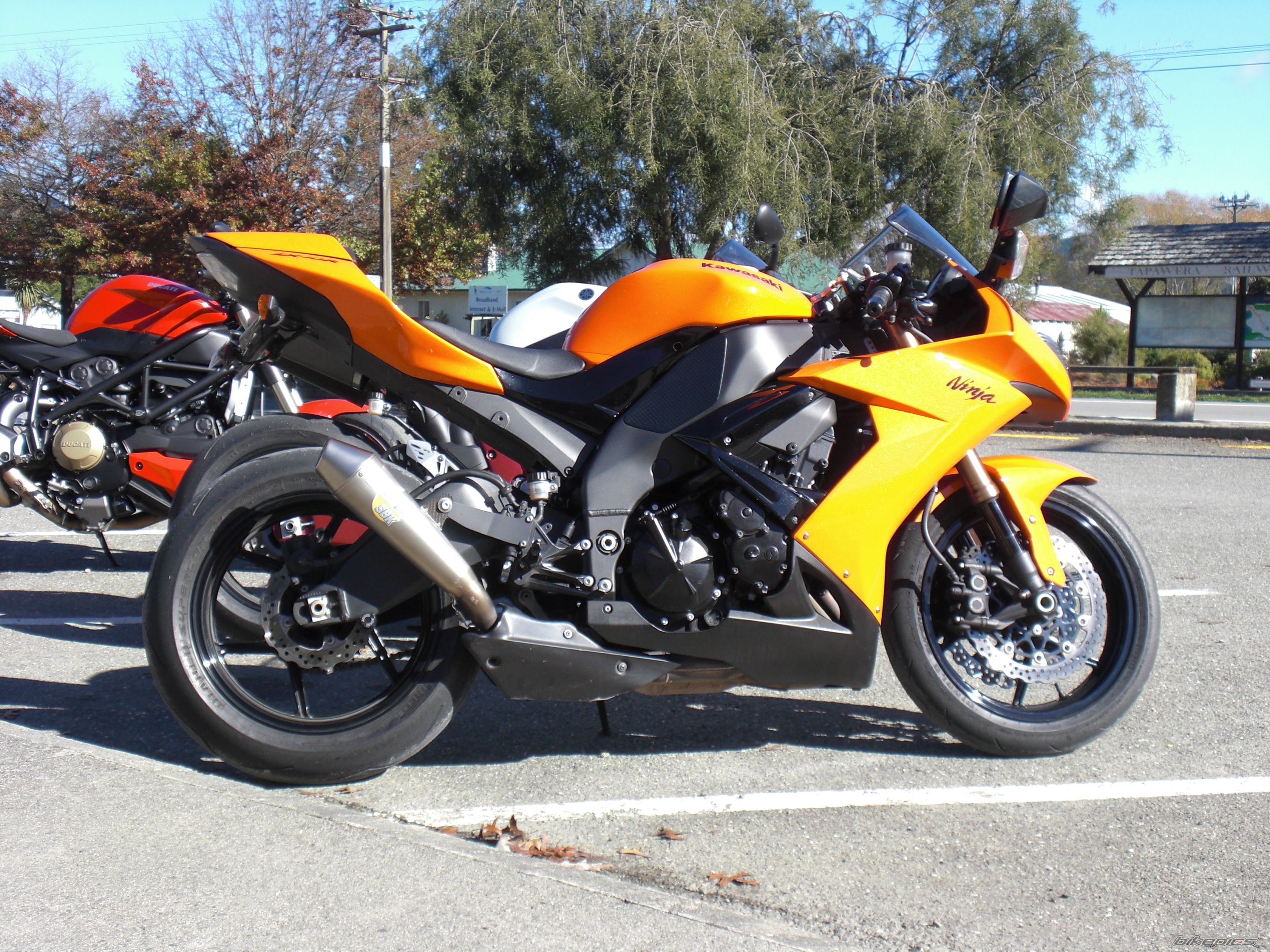 Bike Photo 1969022