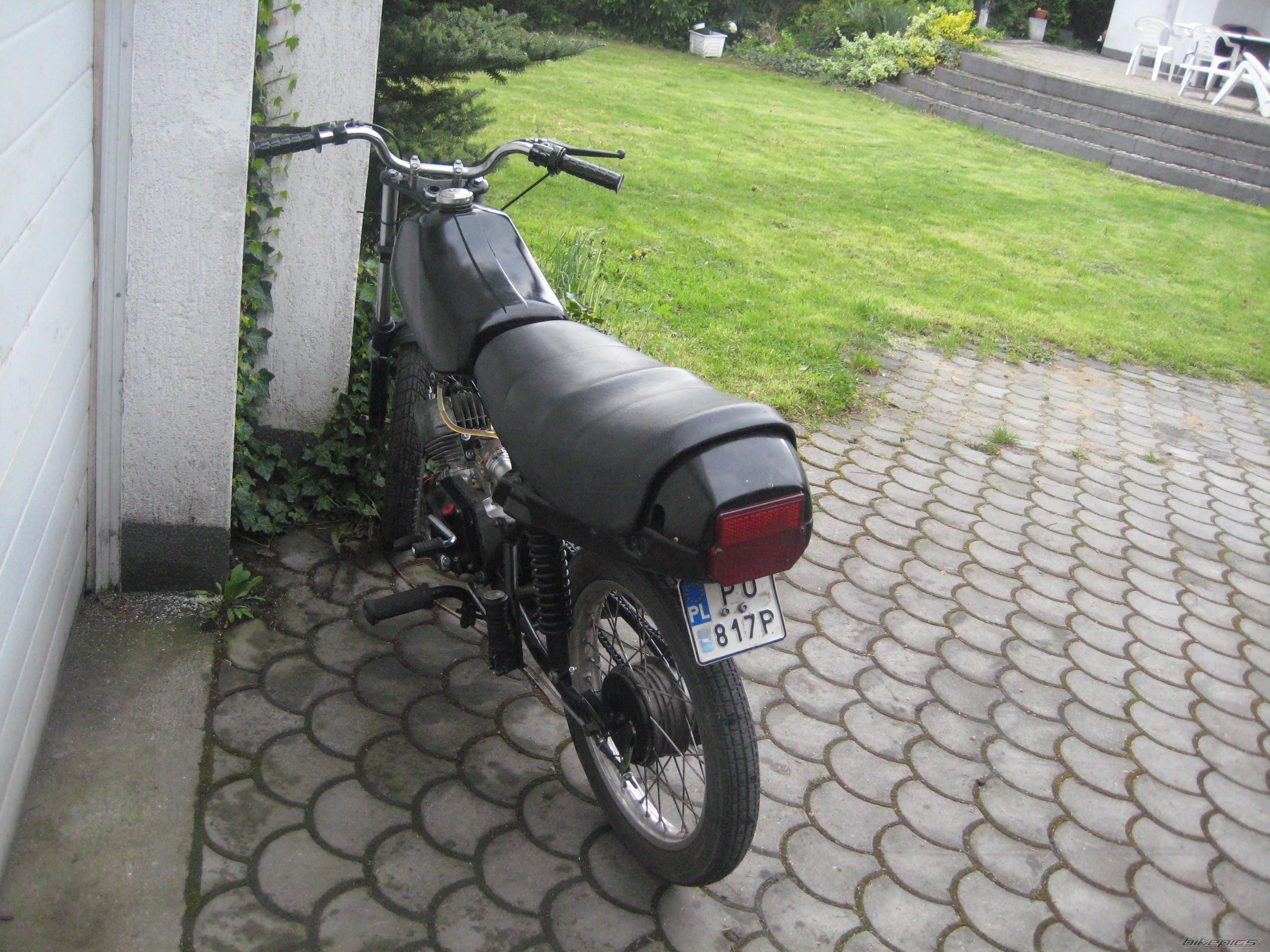 Photo 1969339