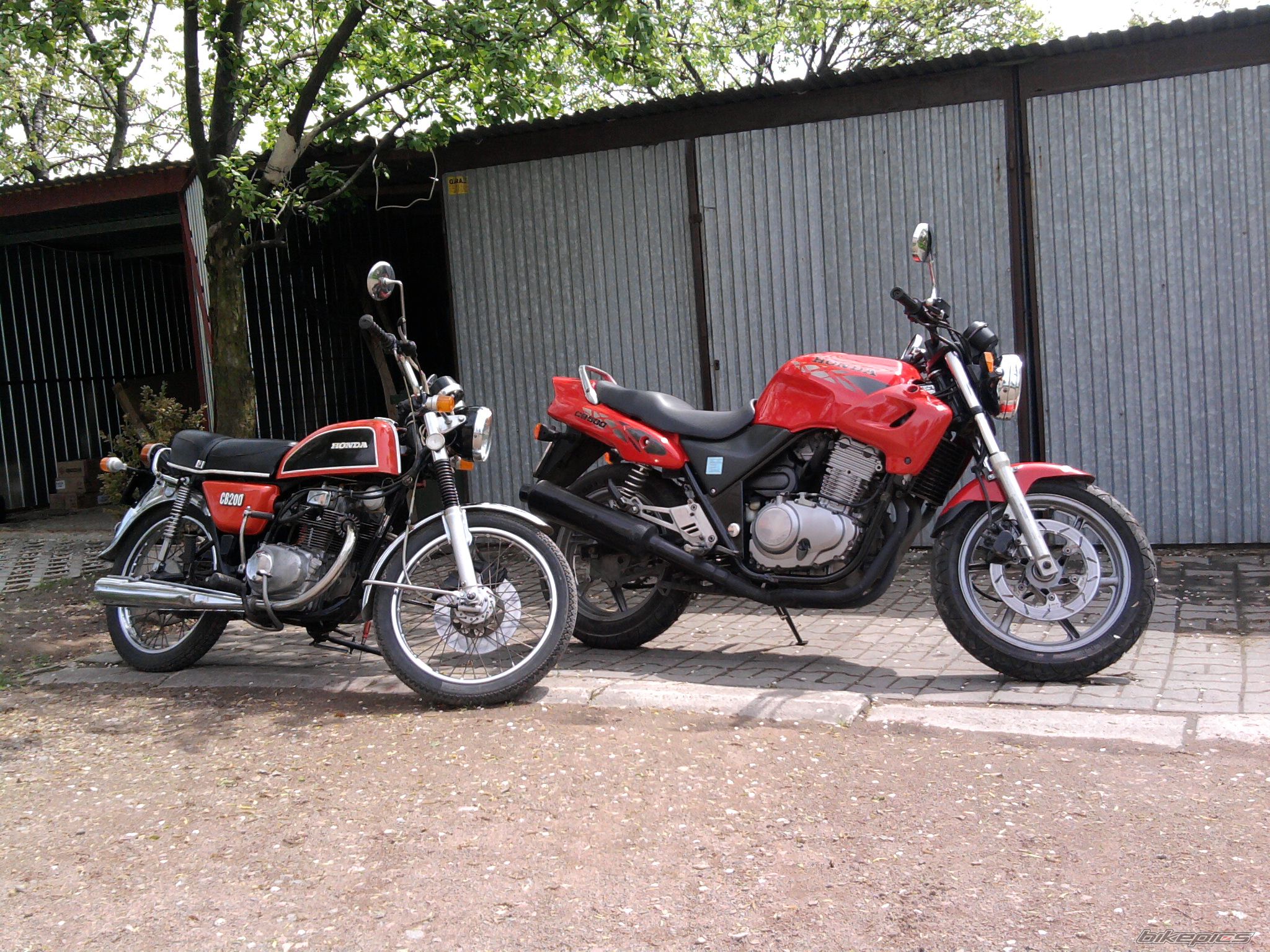 Photo 1969766