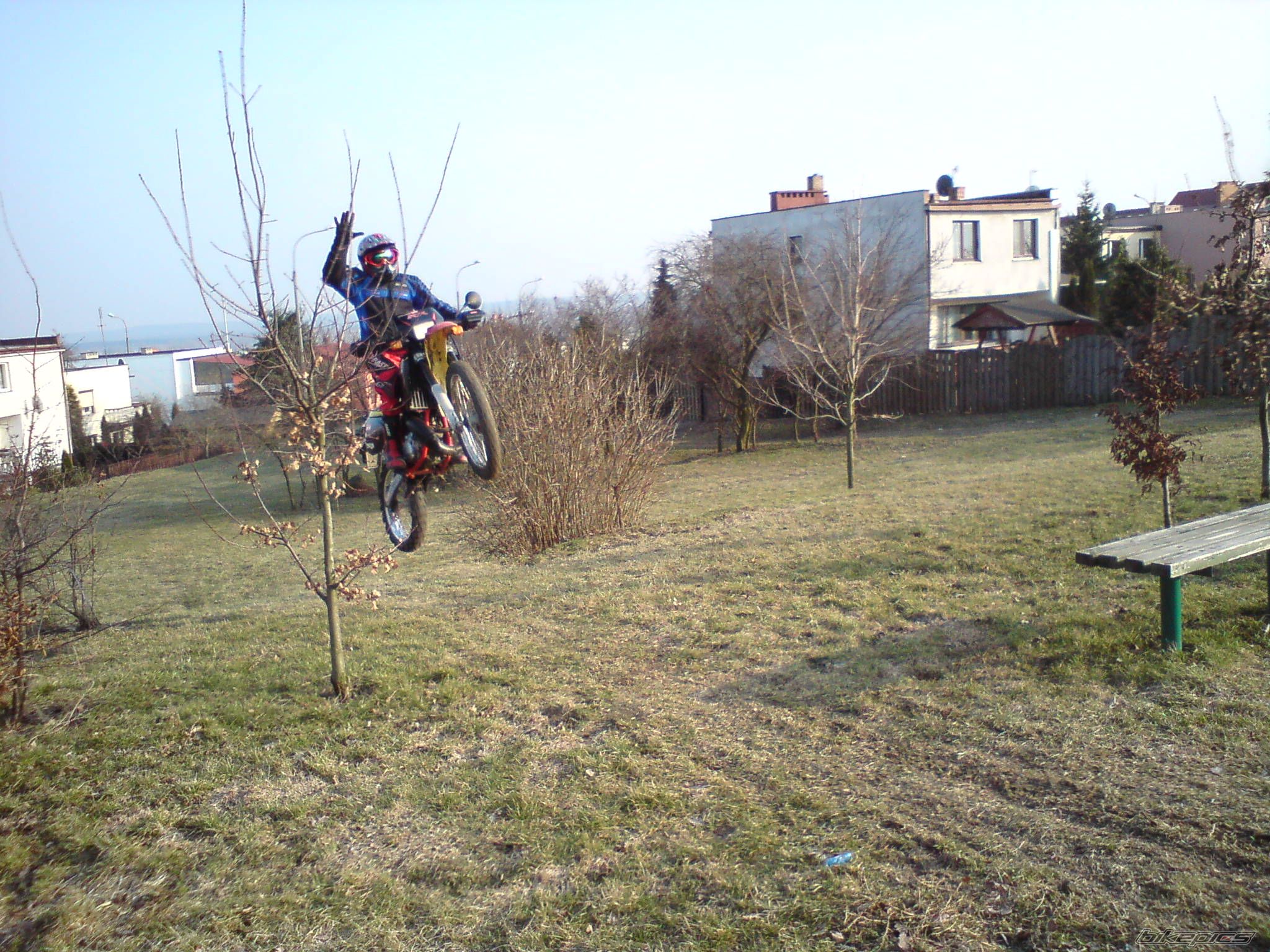 Photo 1969905