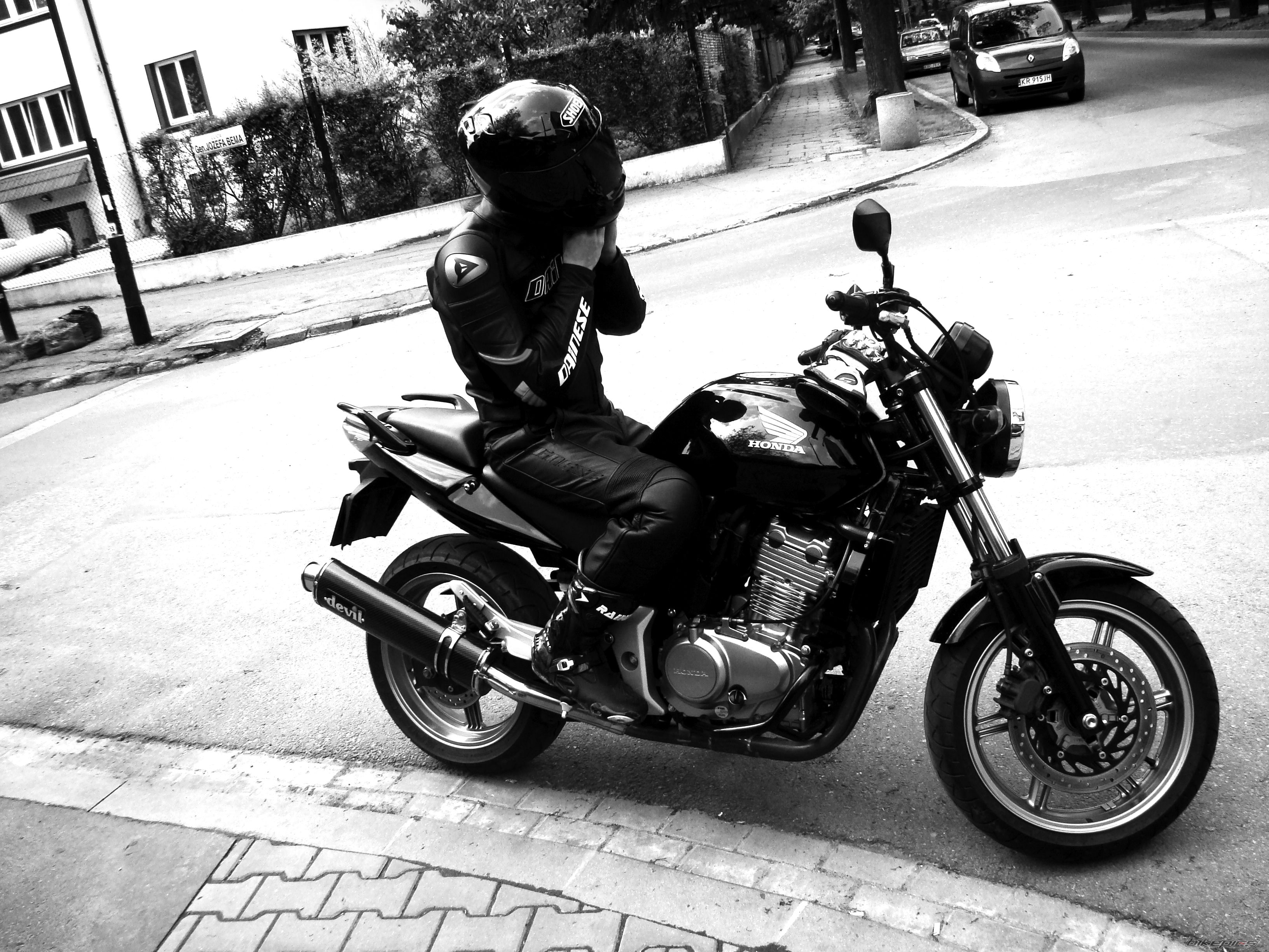 Photo 1969919