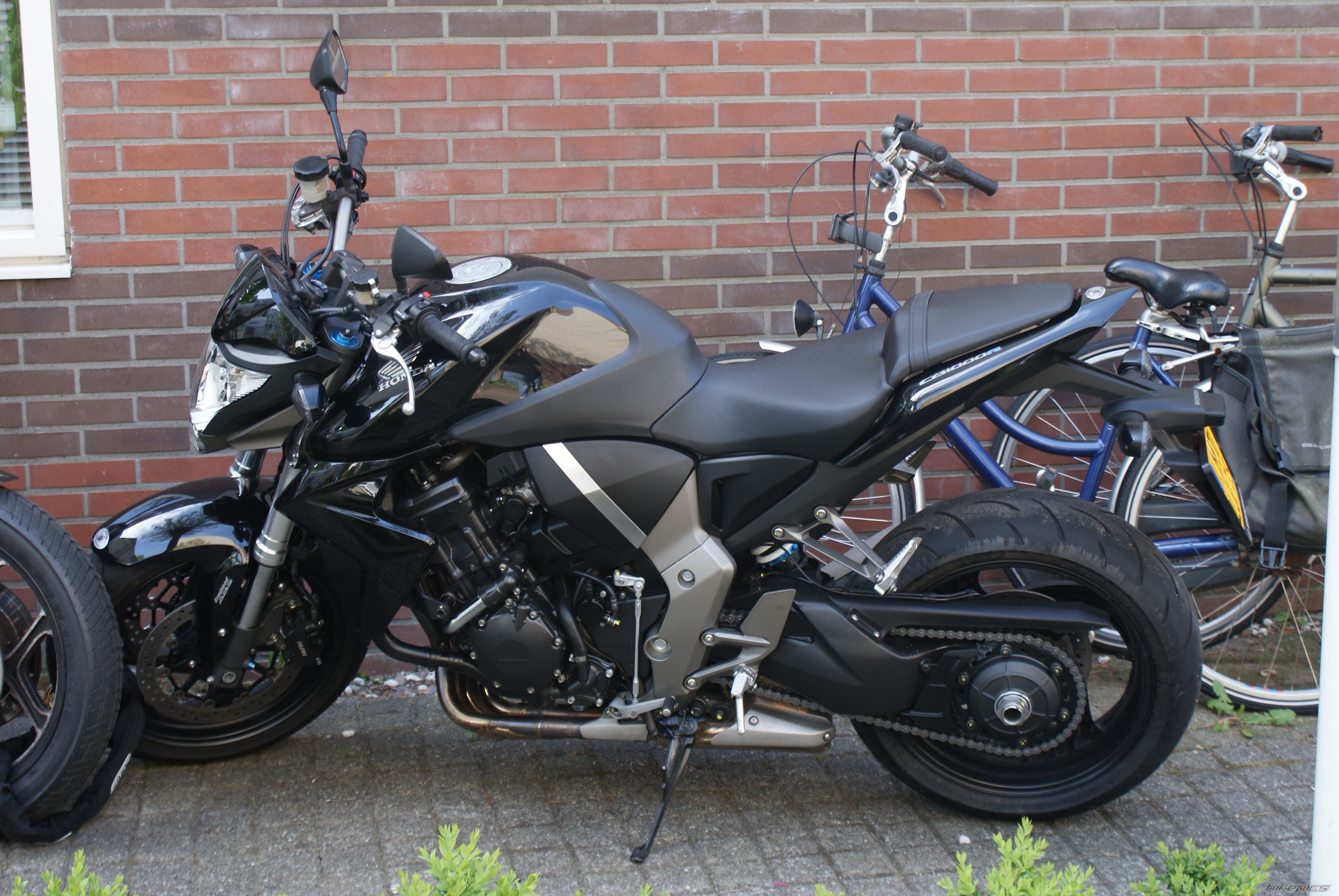 Bike Photo 1970121