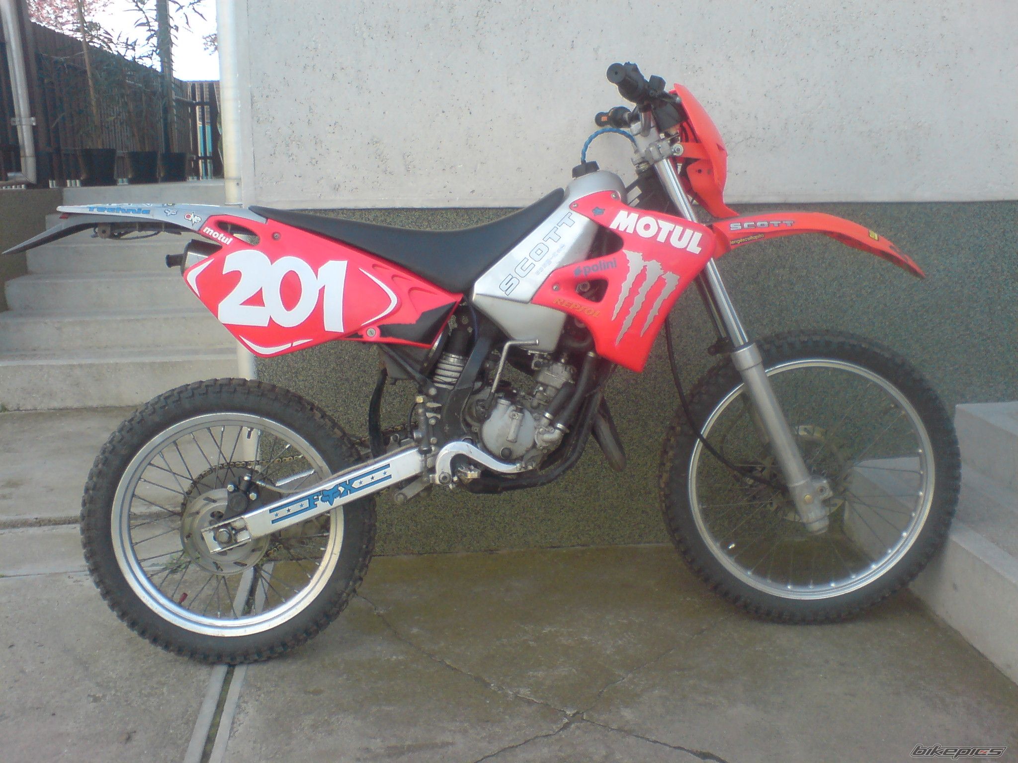 Photo 1970334