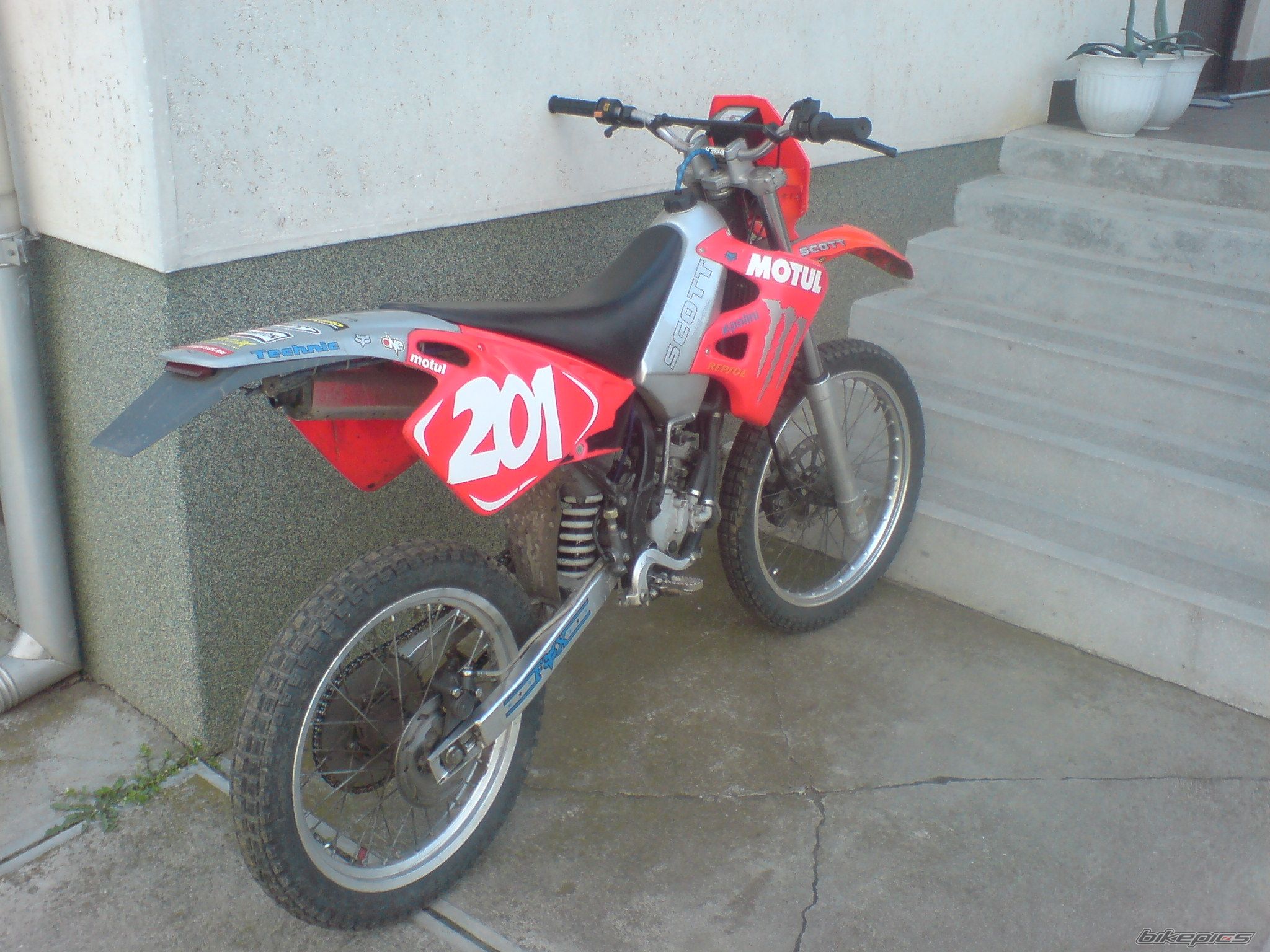 Photo 1970335