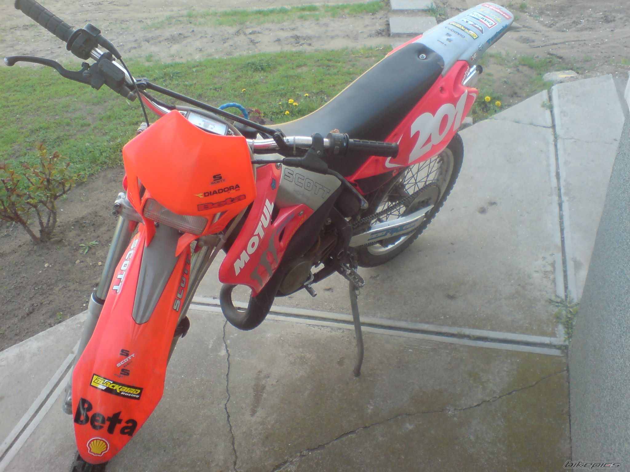 Photo 1970336