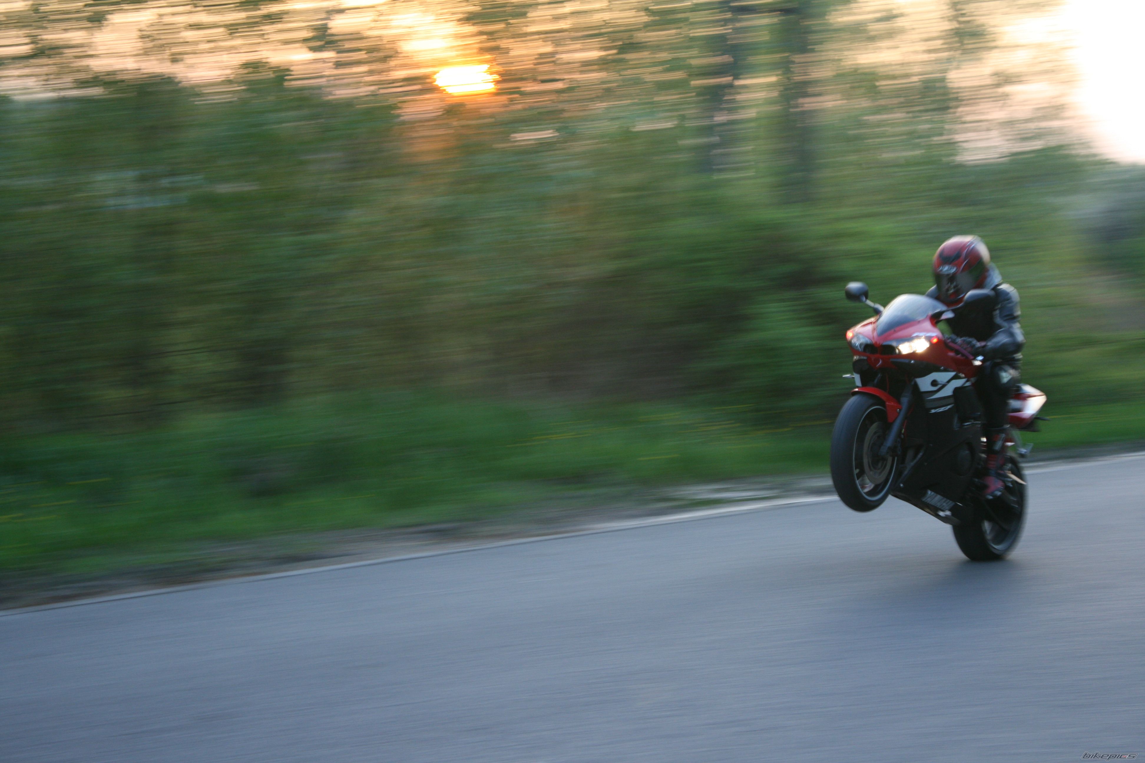 Bike Photo 1970373