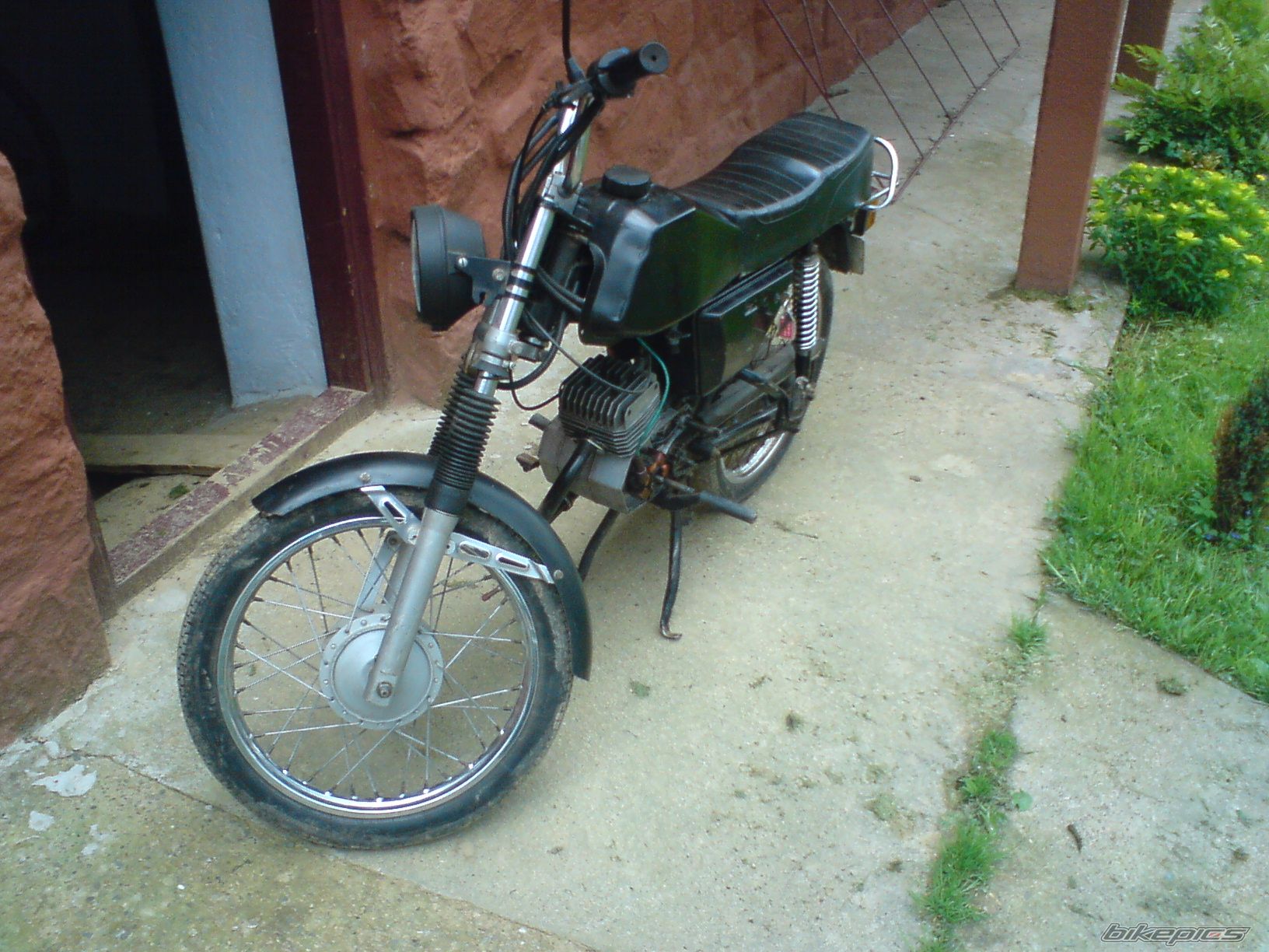 Photo 1970555