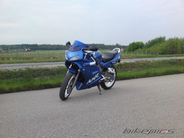 Photo 1970784