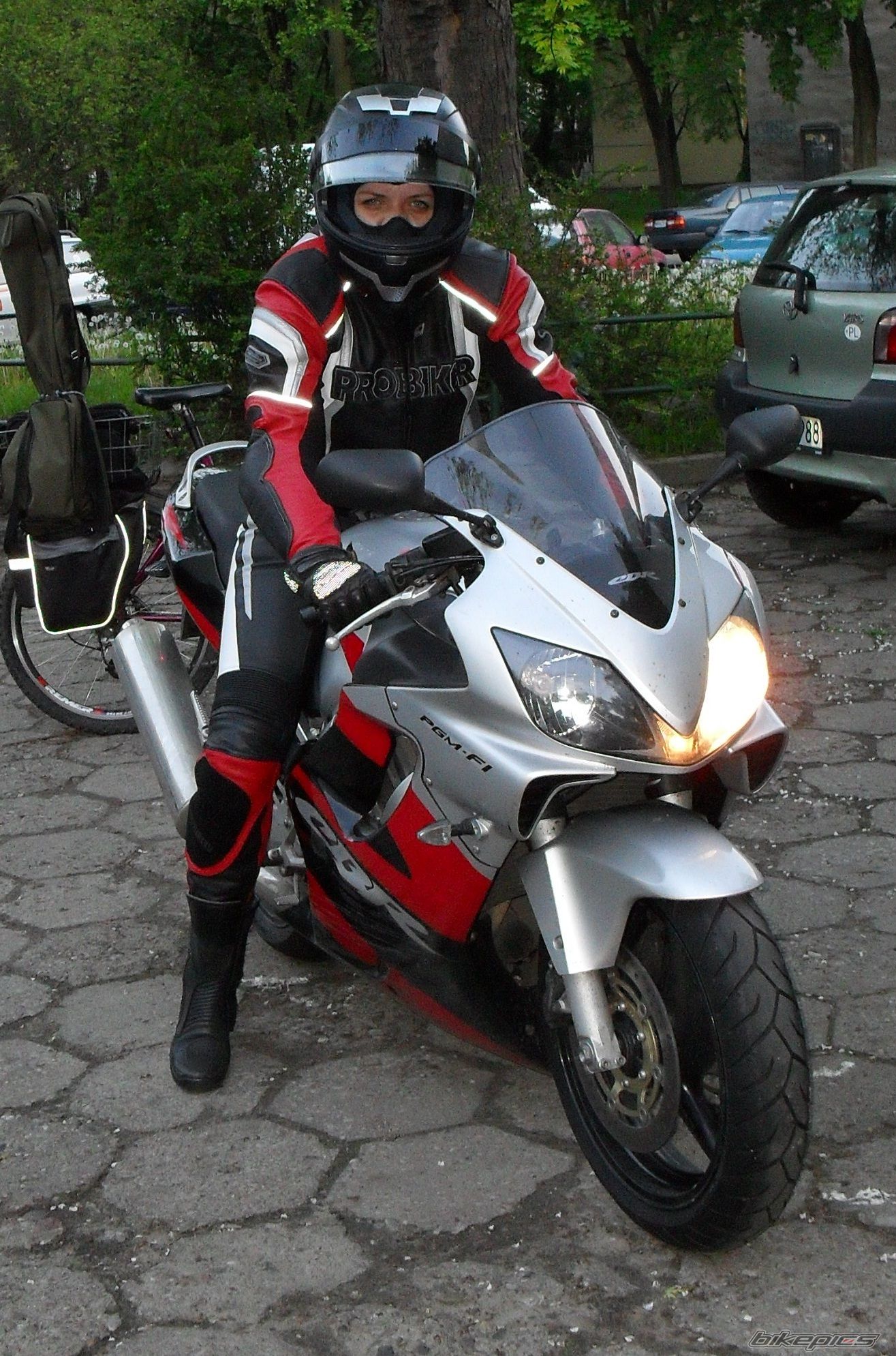 Bike Photo 1970806