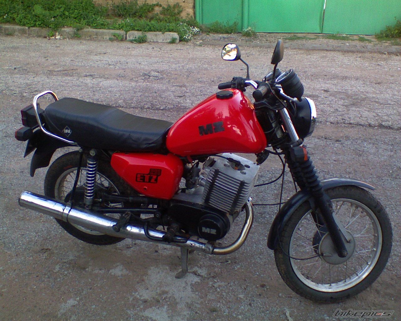 Photo 1970917