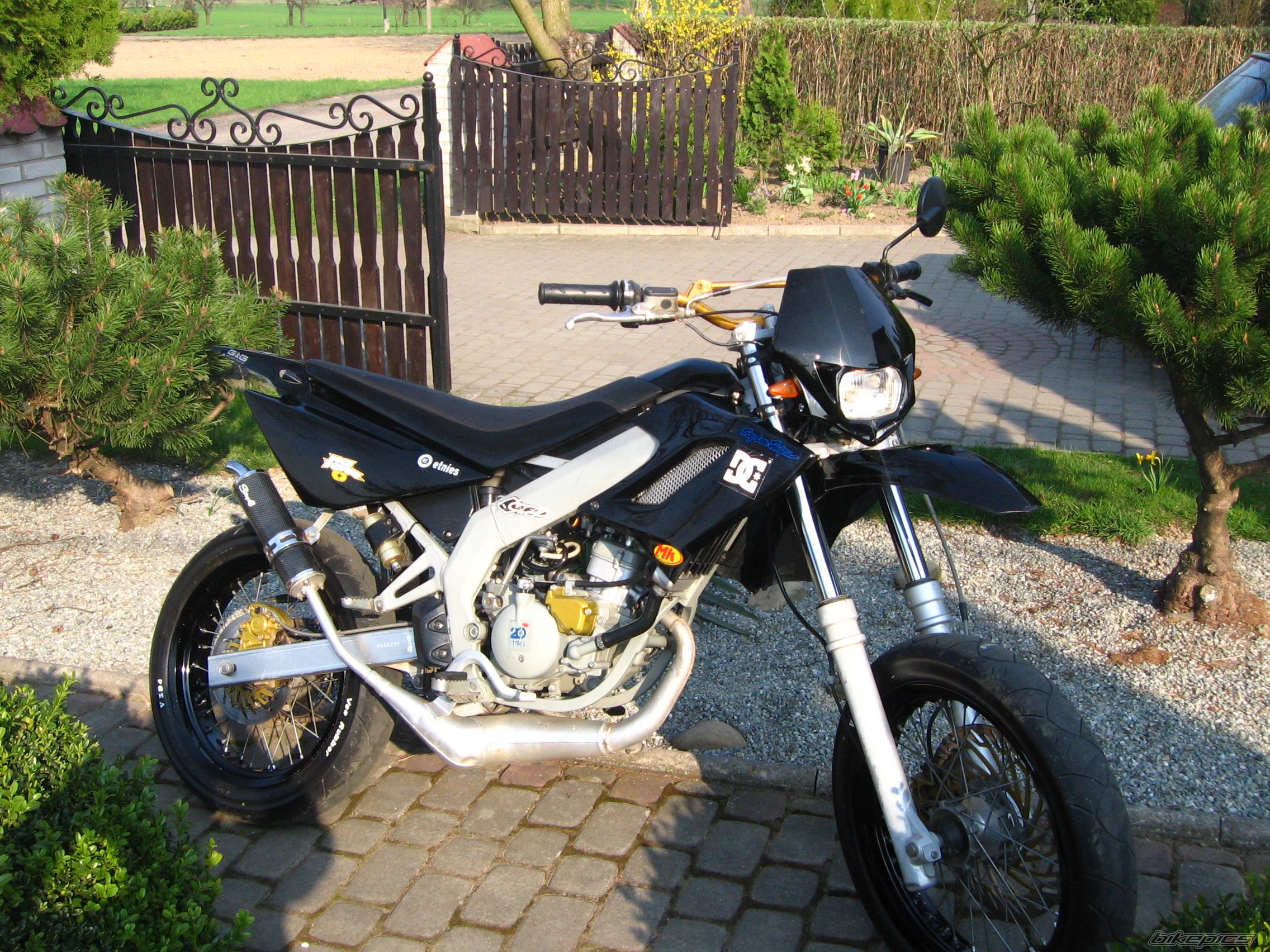 Bike Photo 1971409
