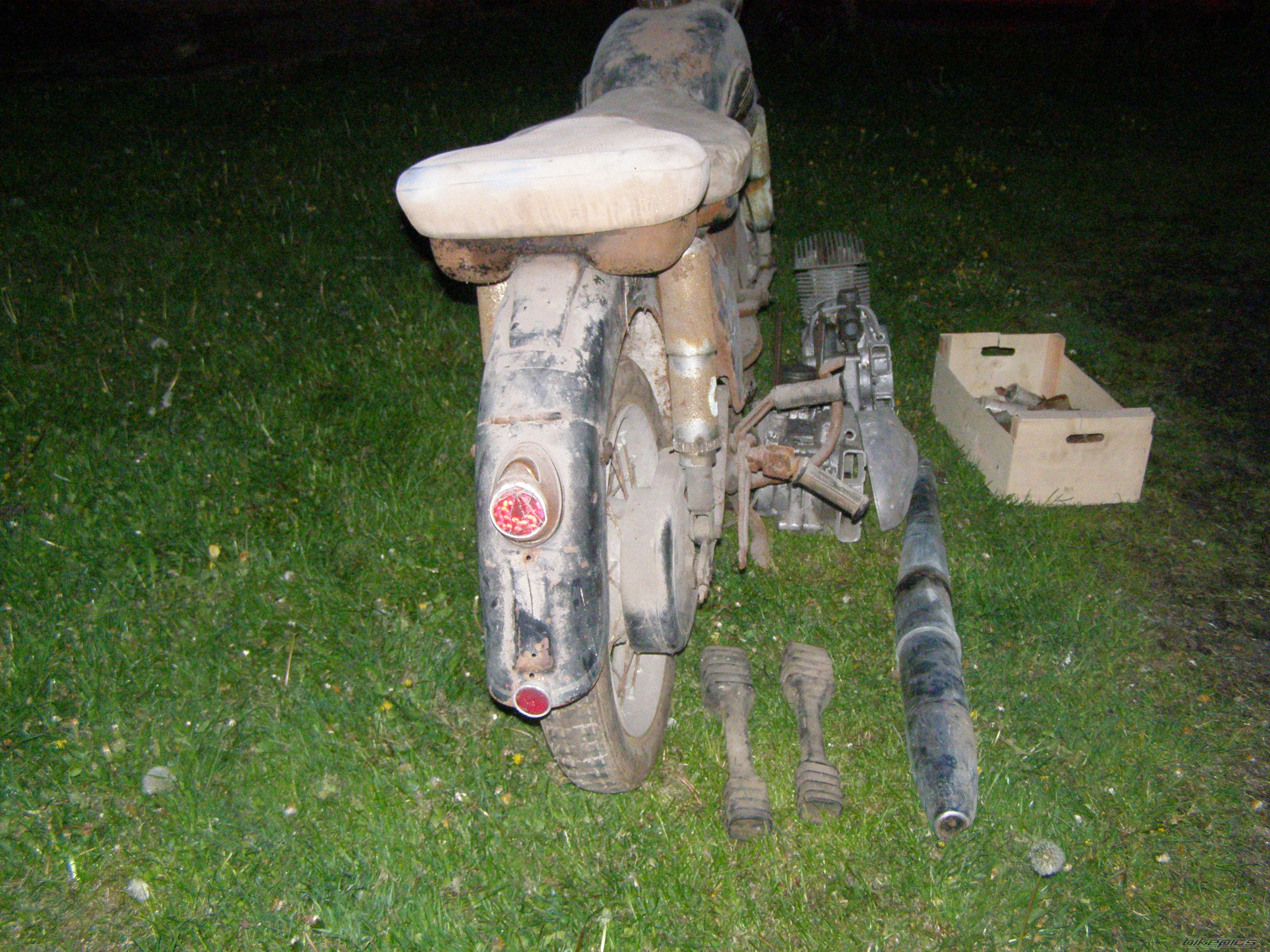 Photo 1971443