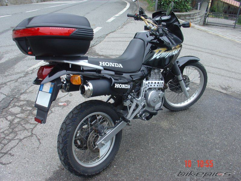 Photo 1971566