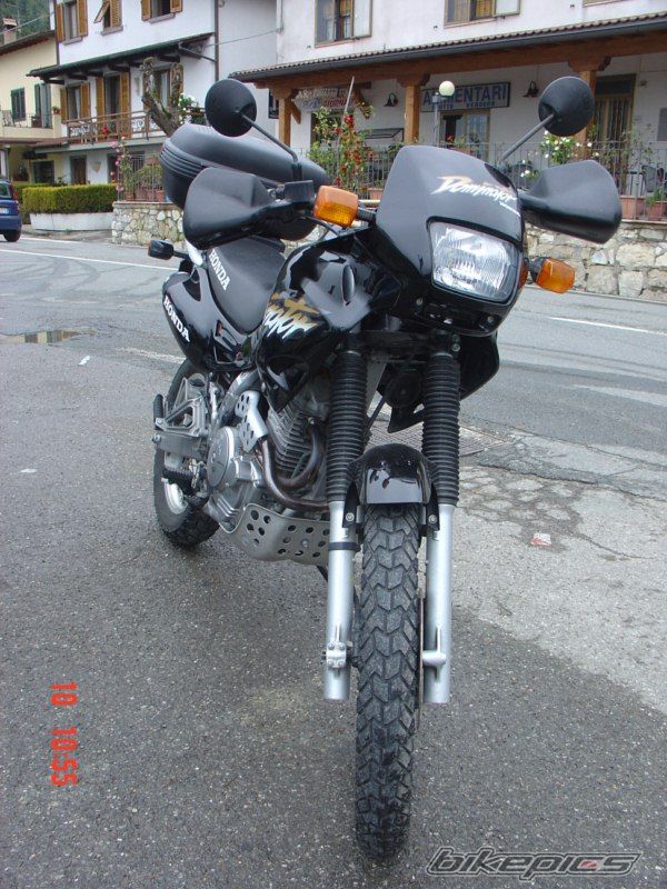 Photo 1971568