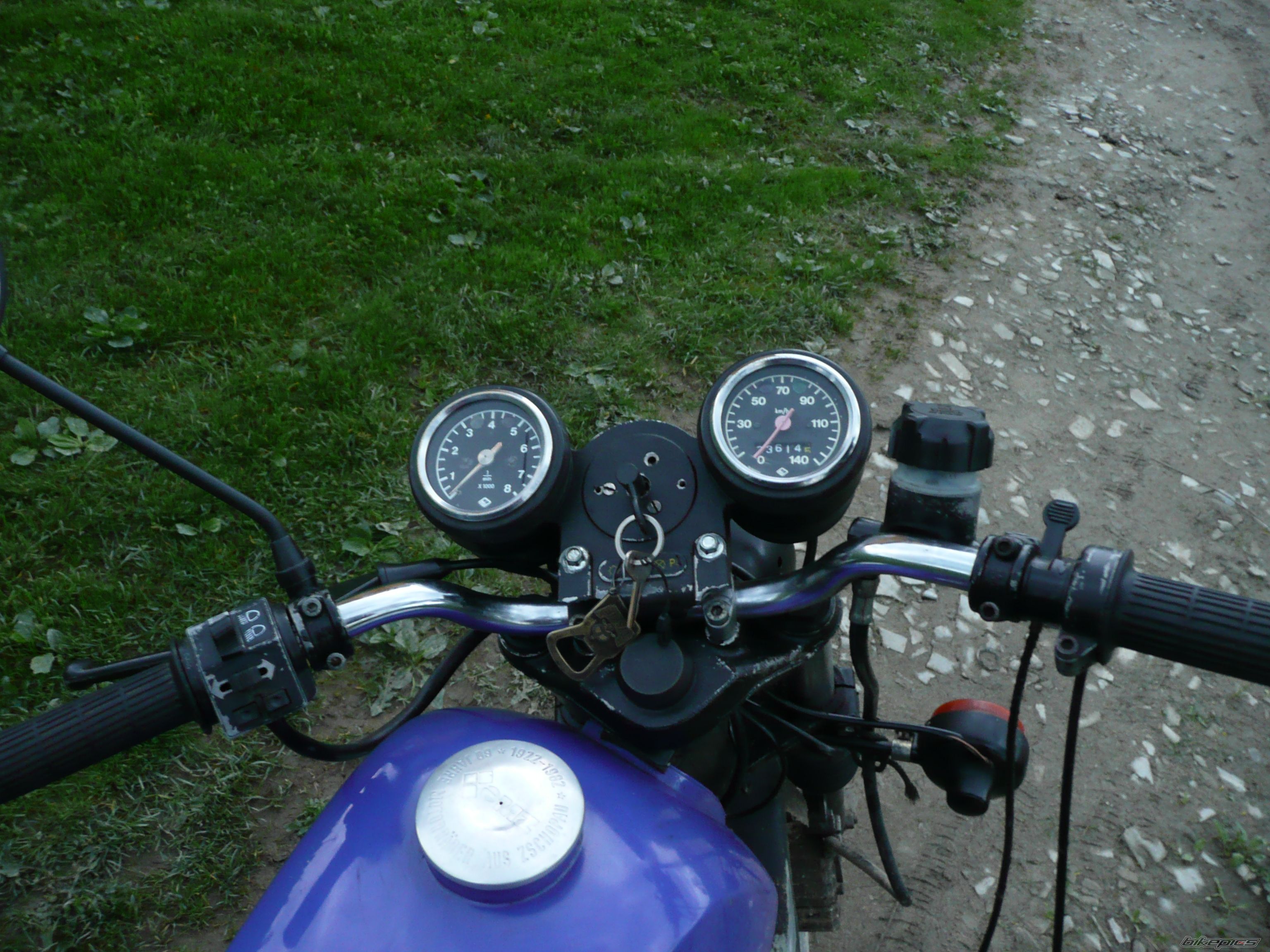 Photo 1971684