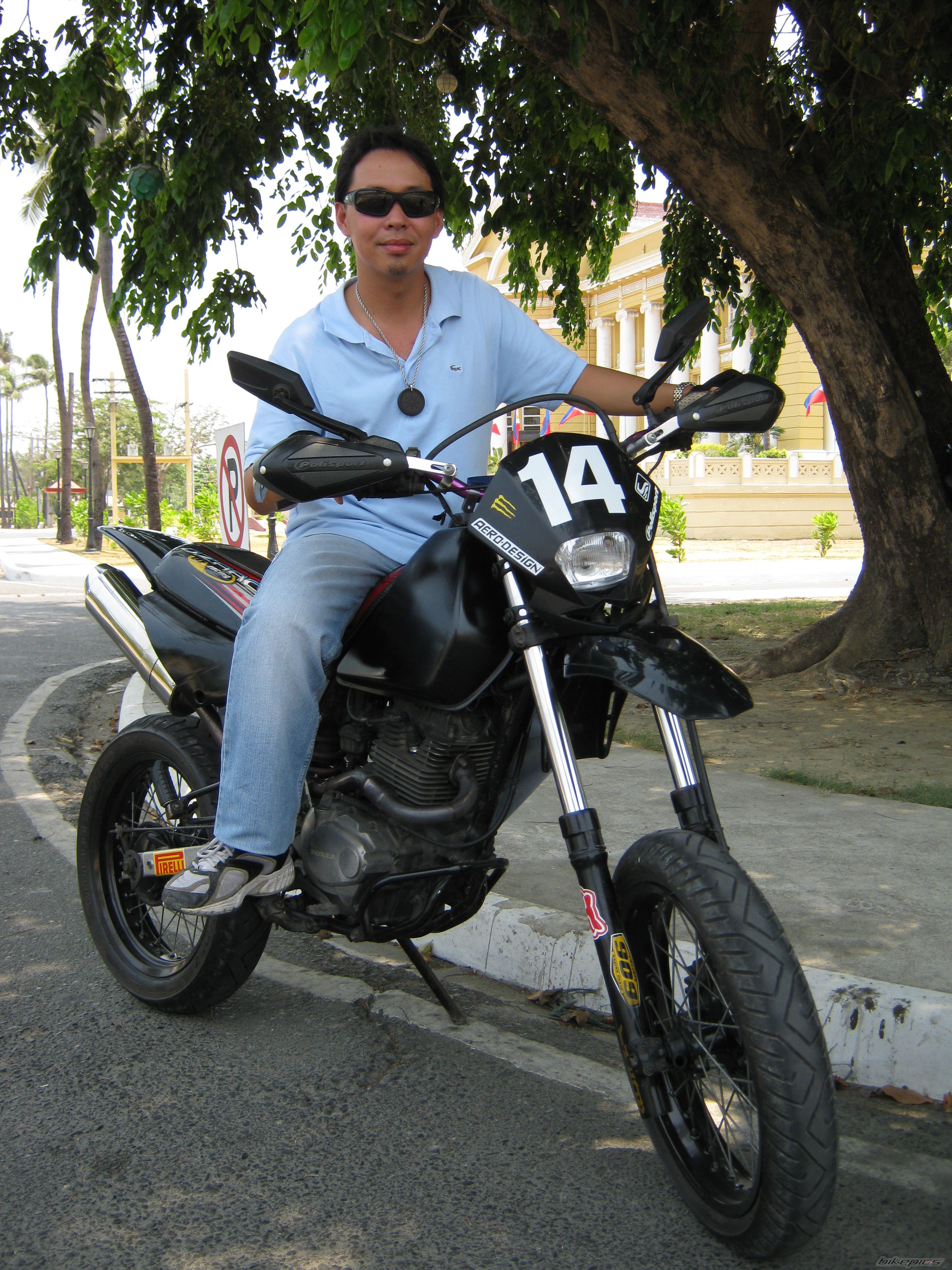 Bike Photo 1971712