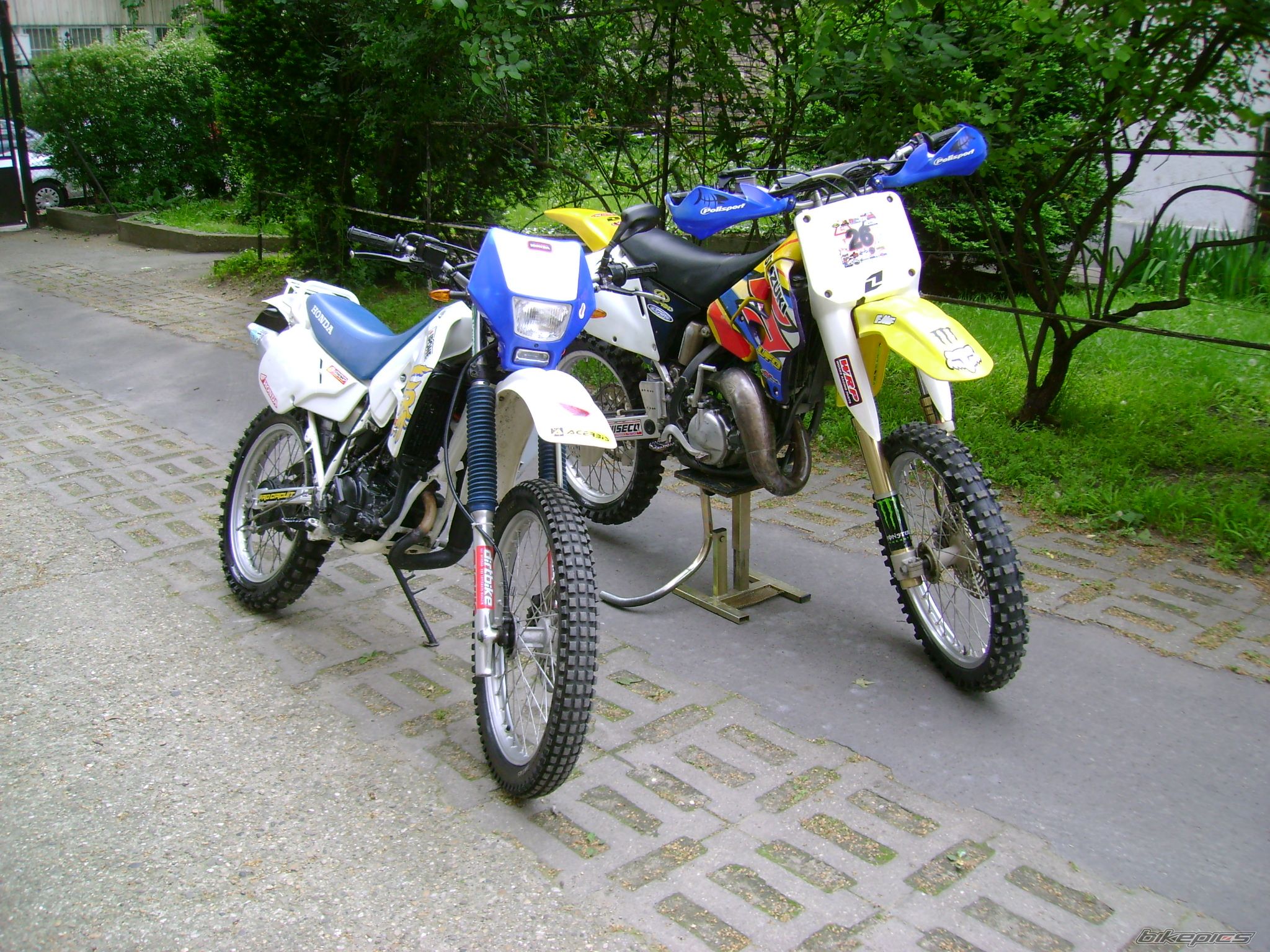 Photo 1971816