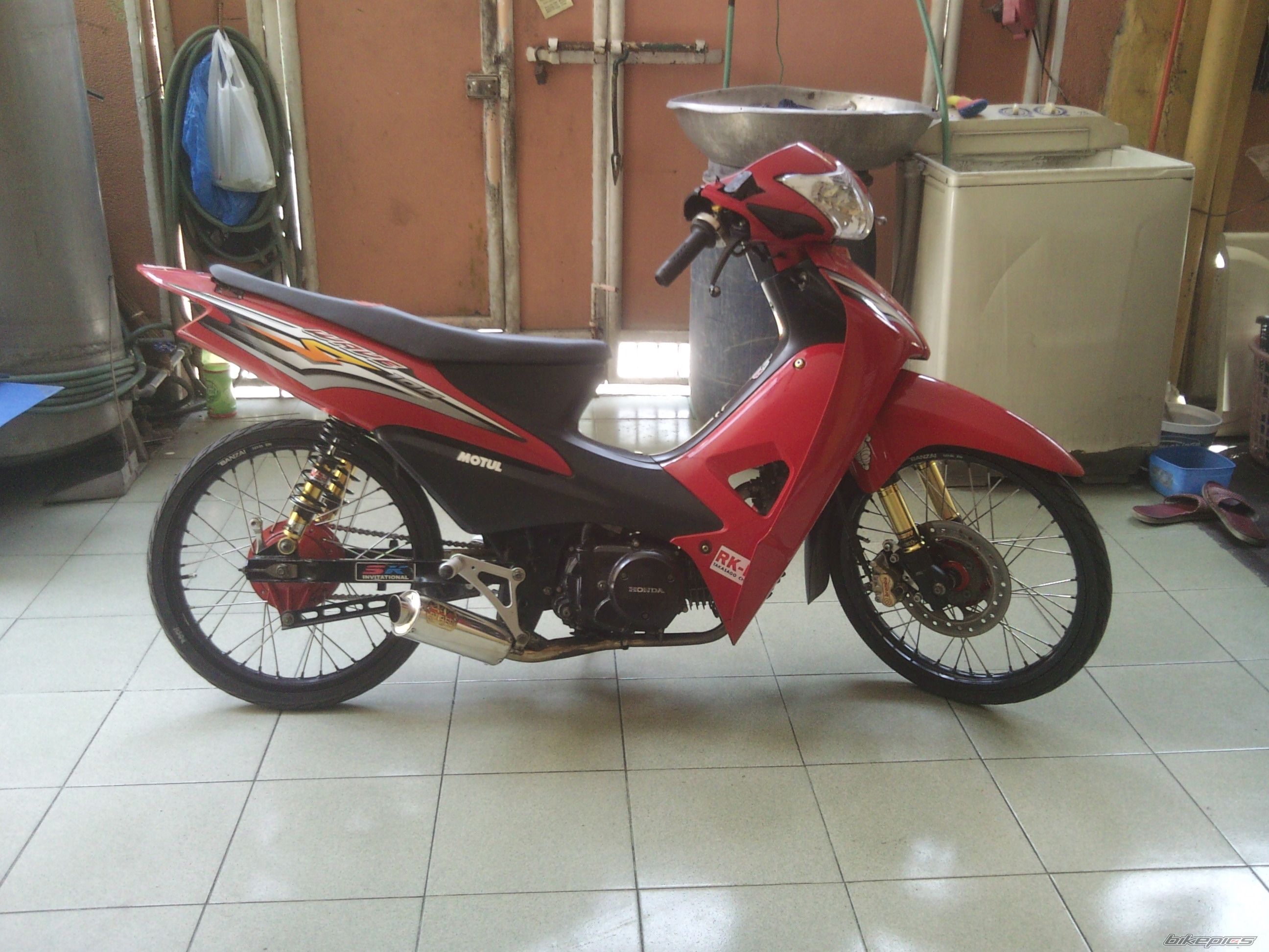 Photo 1972044