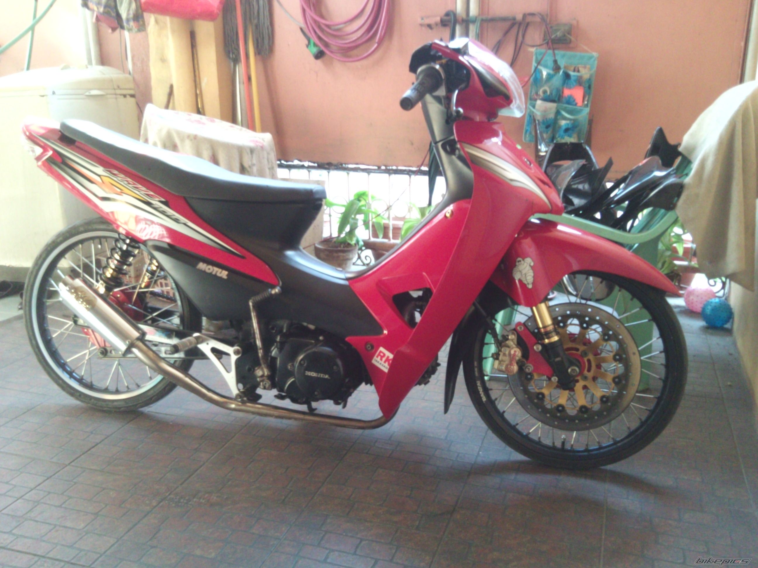 Photo 1972053