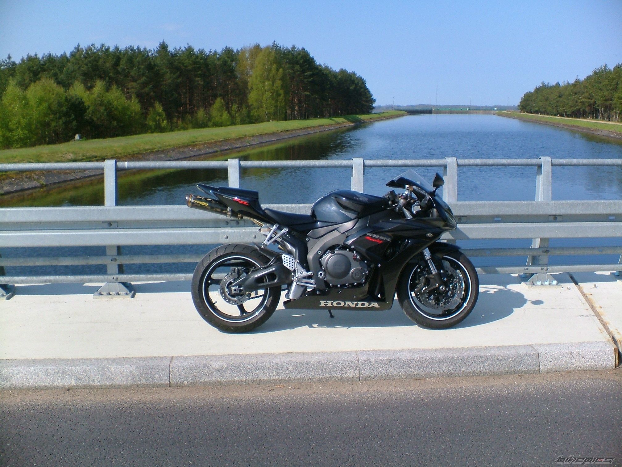 Photo 1972271