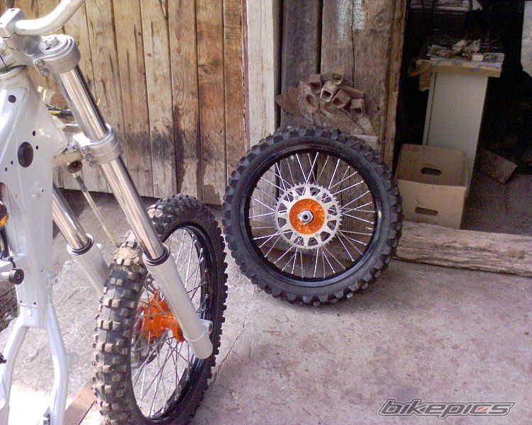 Bike Photo 1972405