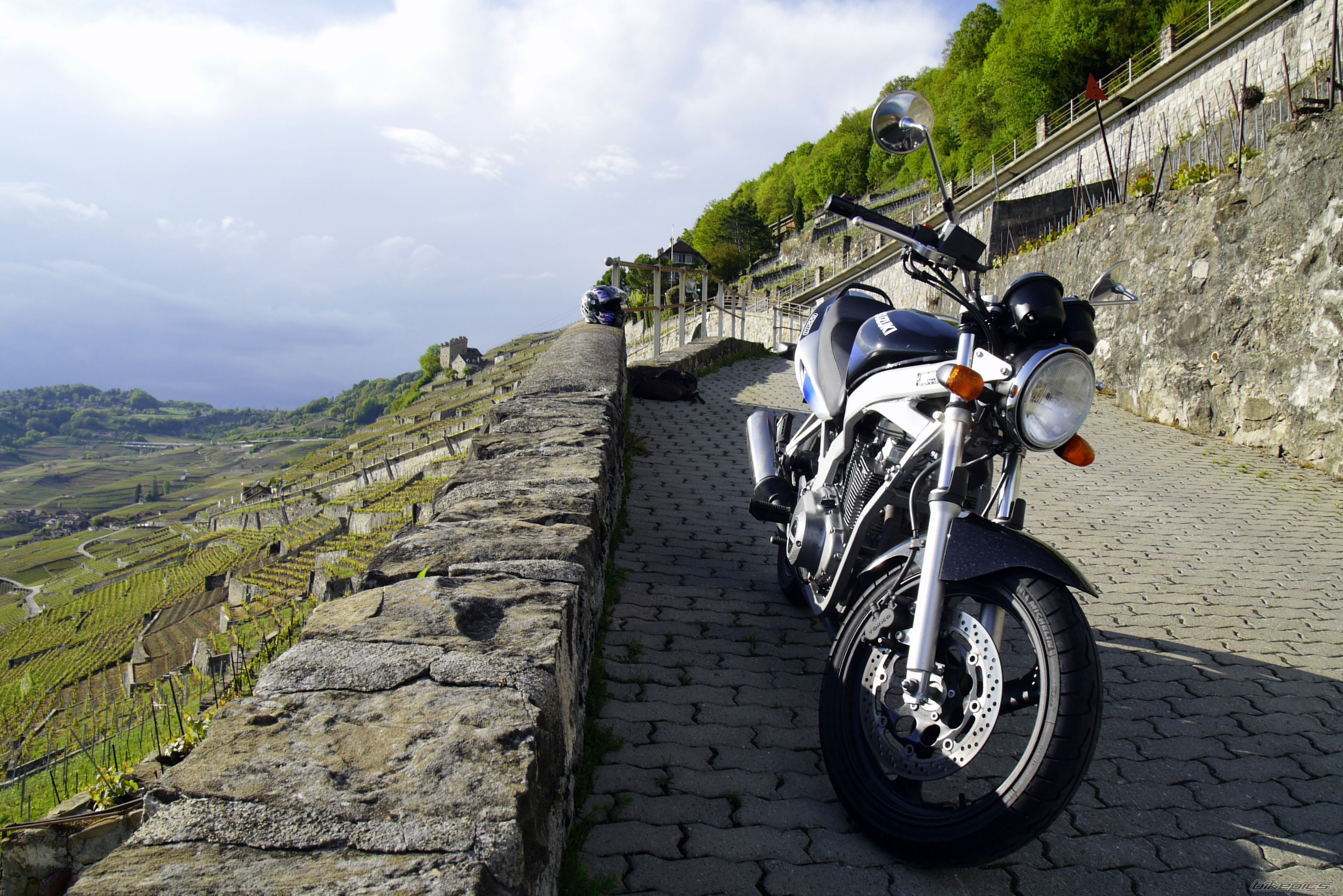 Bike Photo 1972641