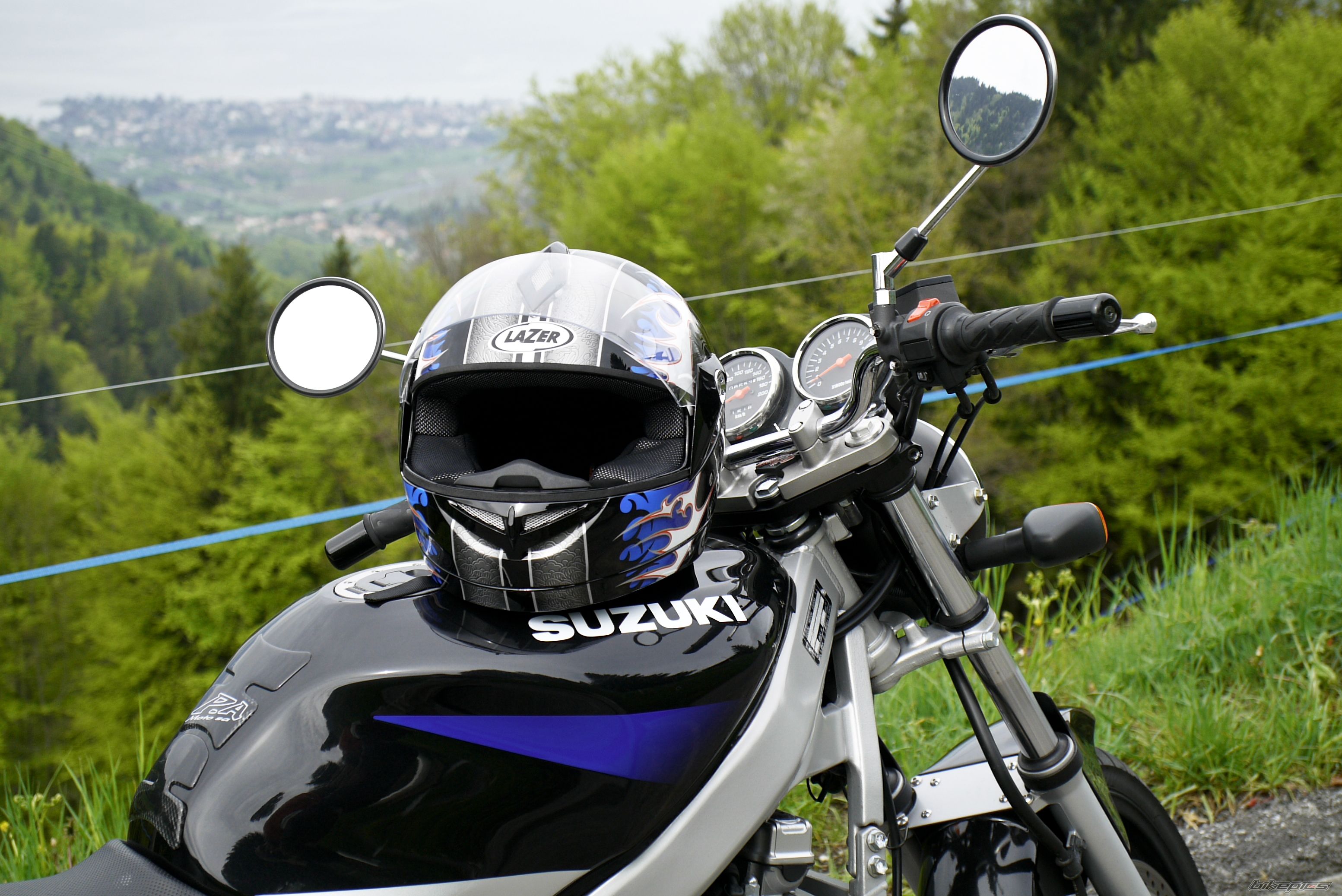 Bike Photo 1972675