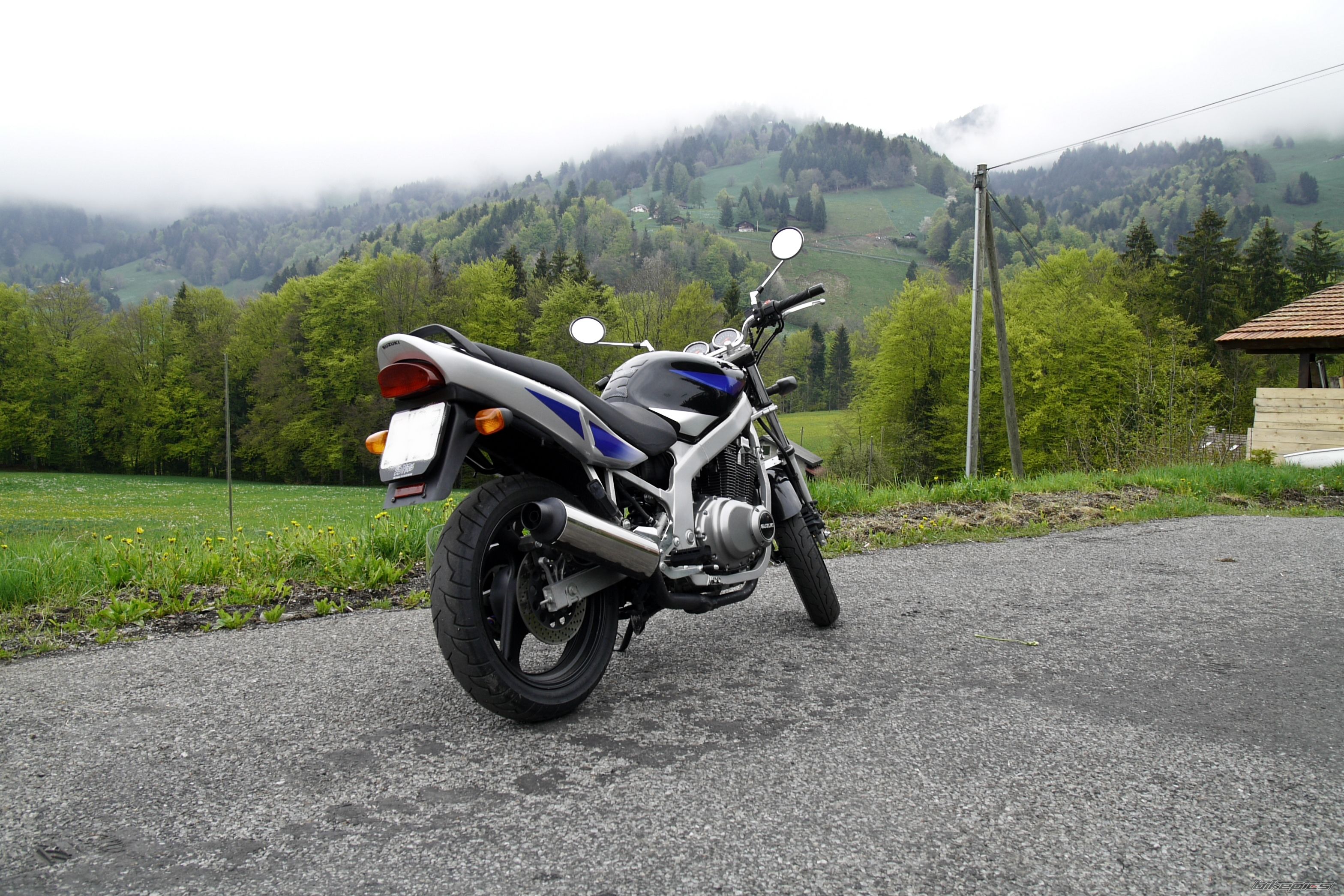 Bike Photo 1972677