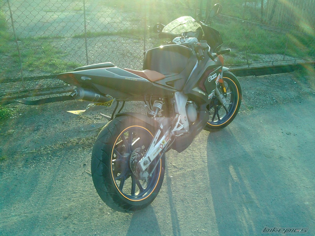 Photo 1972811
