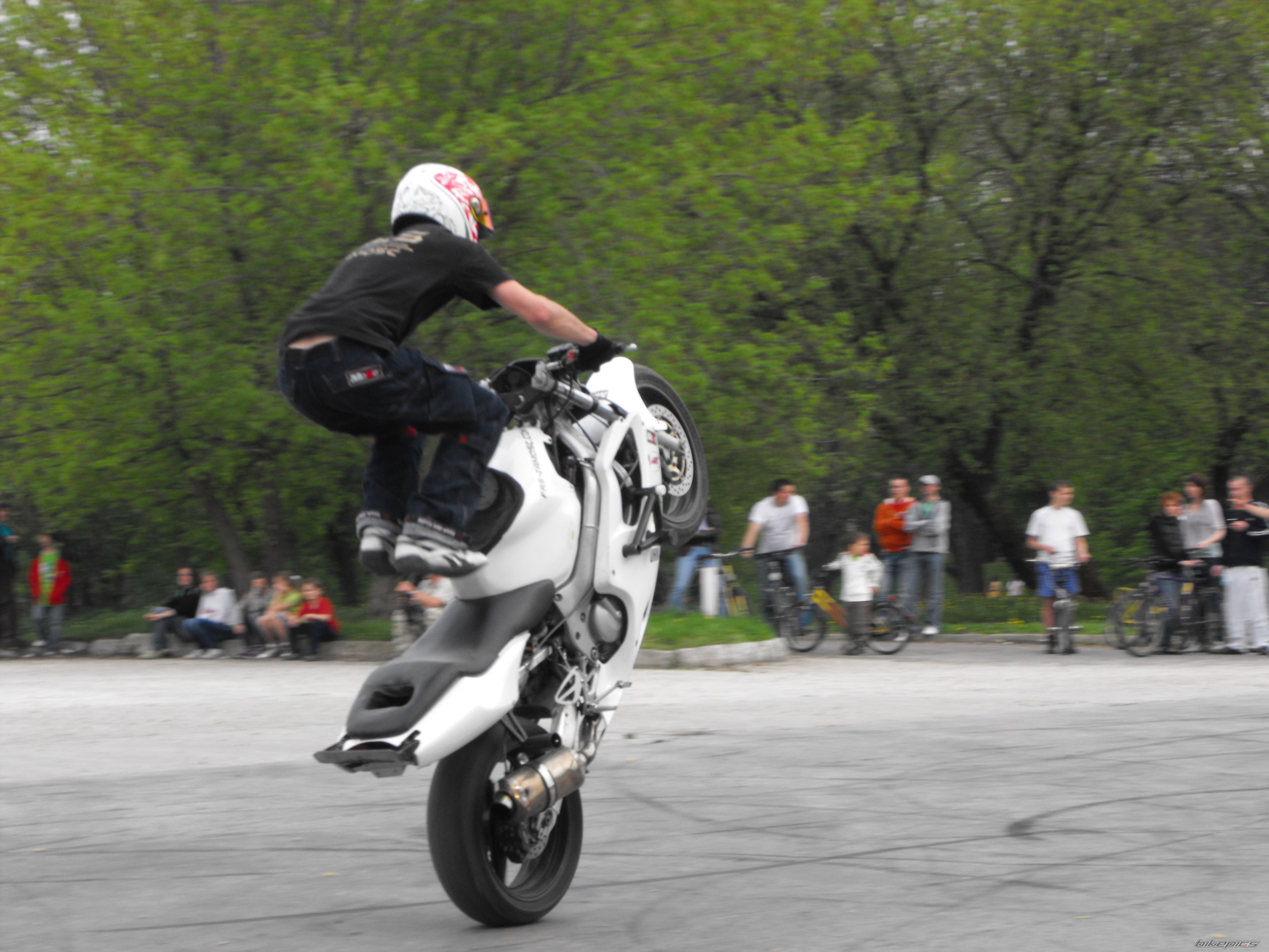Bike Photo 1972861