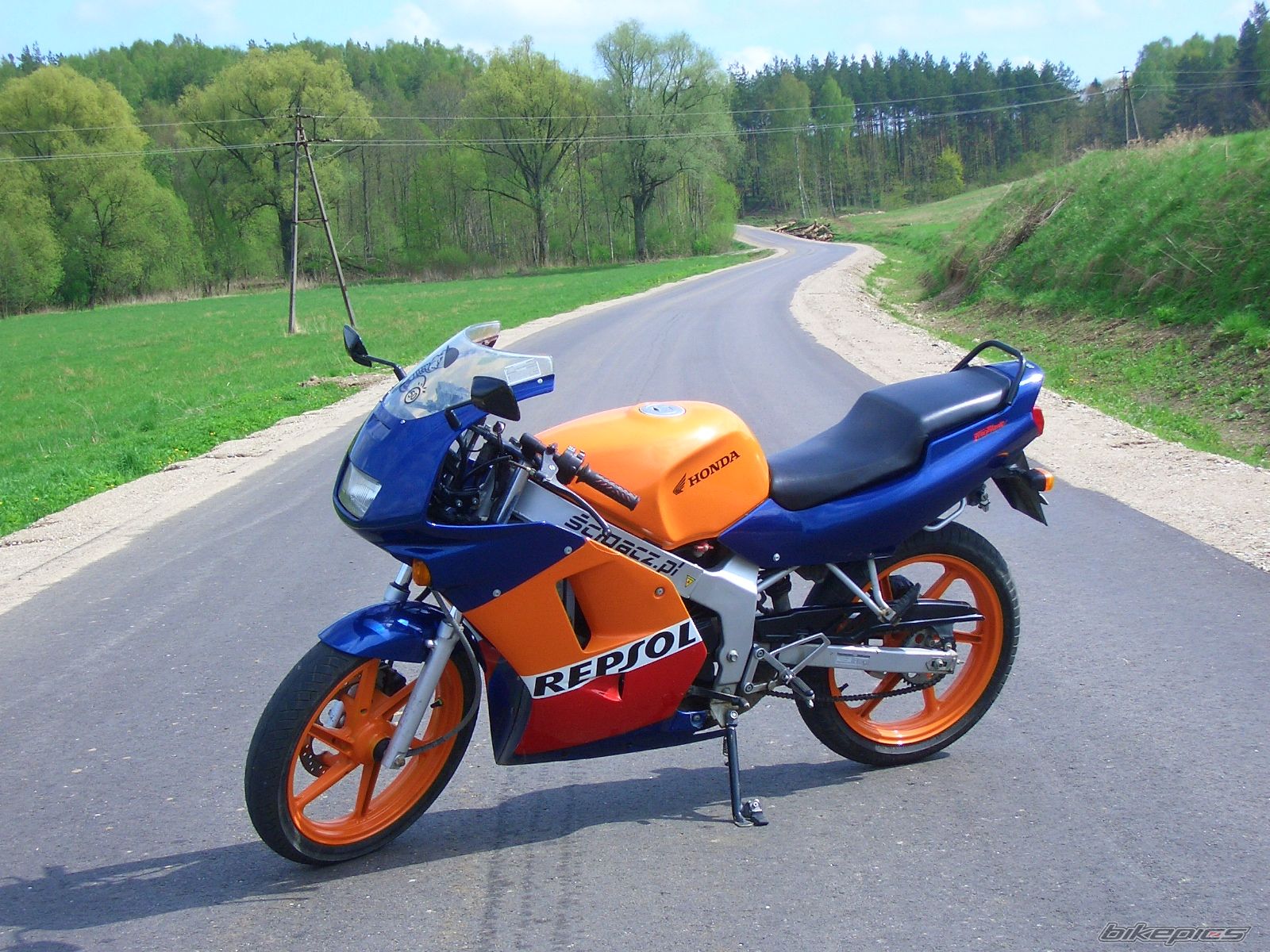 Photo 1973056