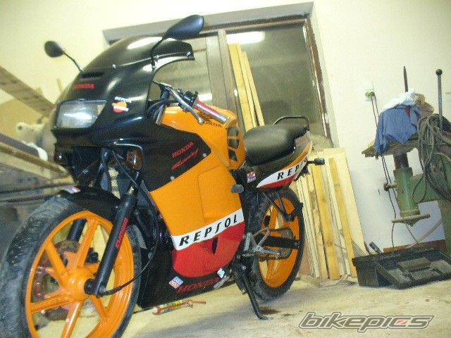 Photo 1973453