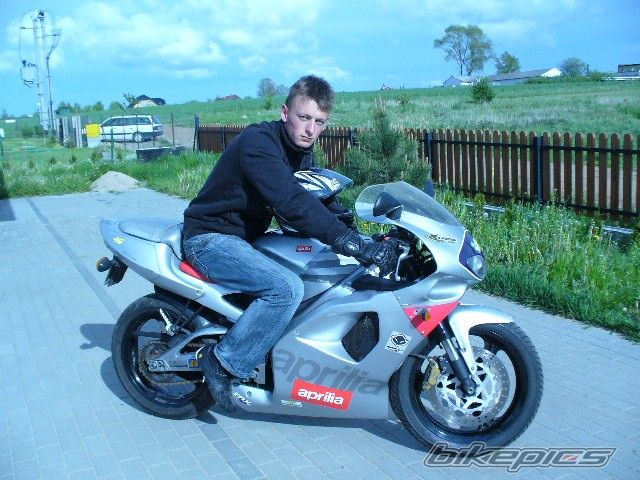 Photo 1973483
