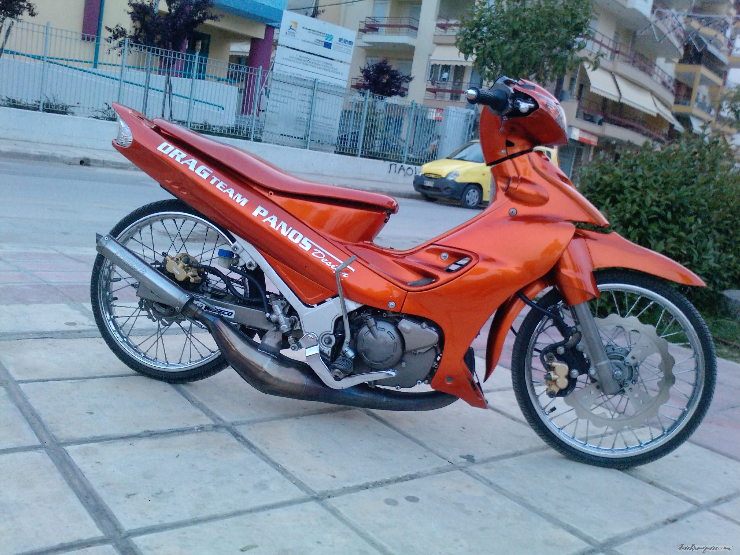 Photo 1973606