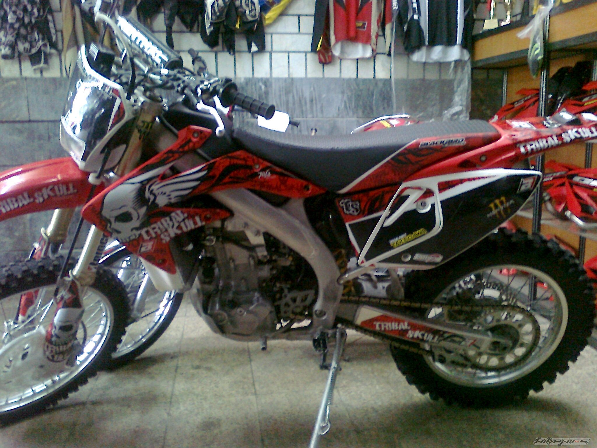 Photo 1973752