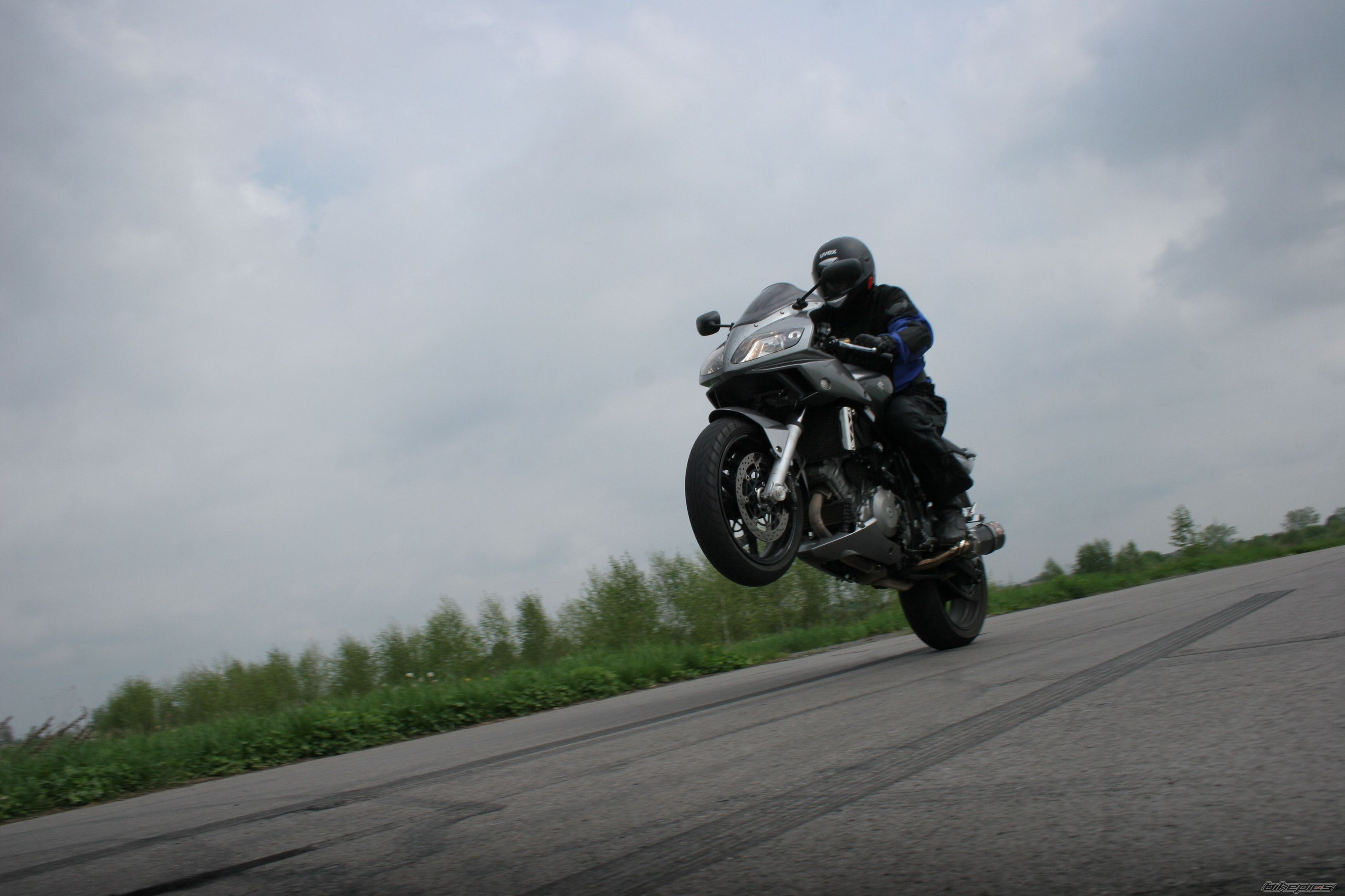 Bike Photo 1973826