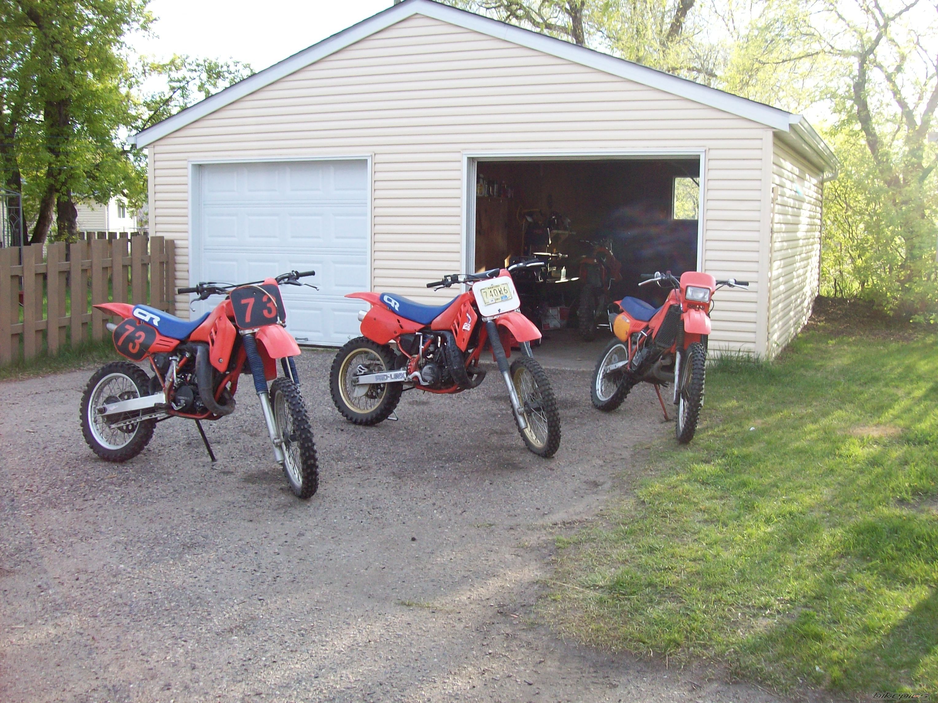 Photo 1973978