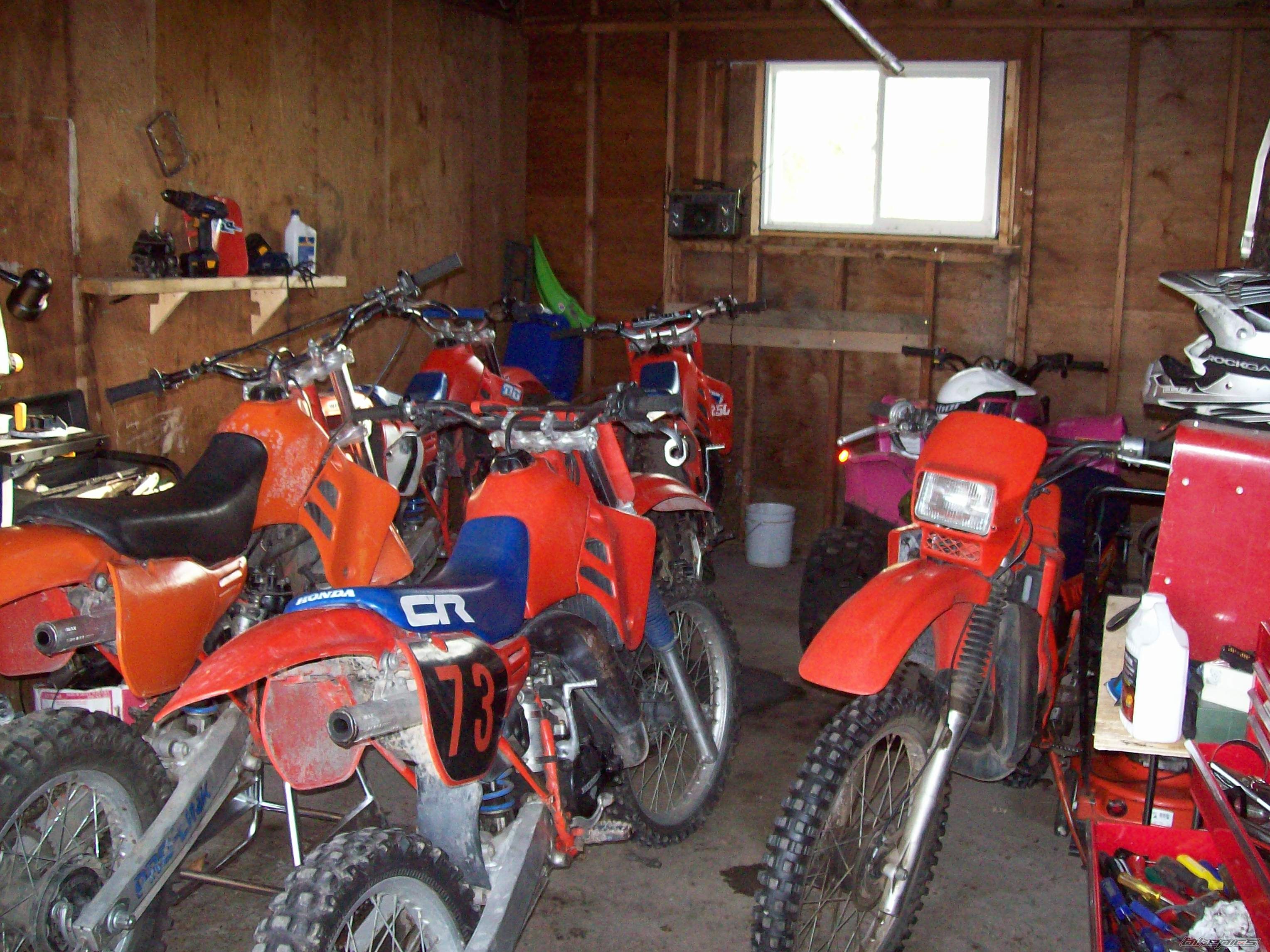 Photo 1973983