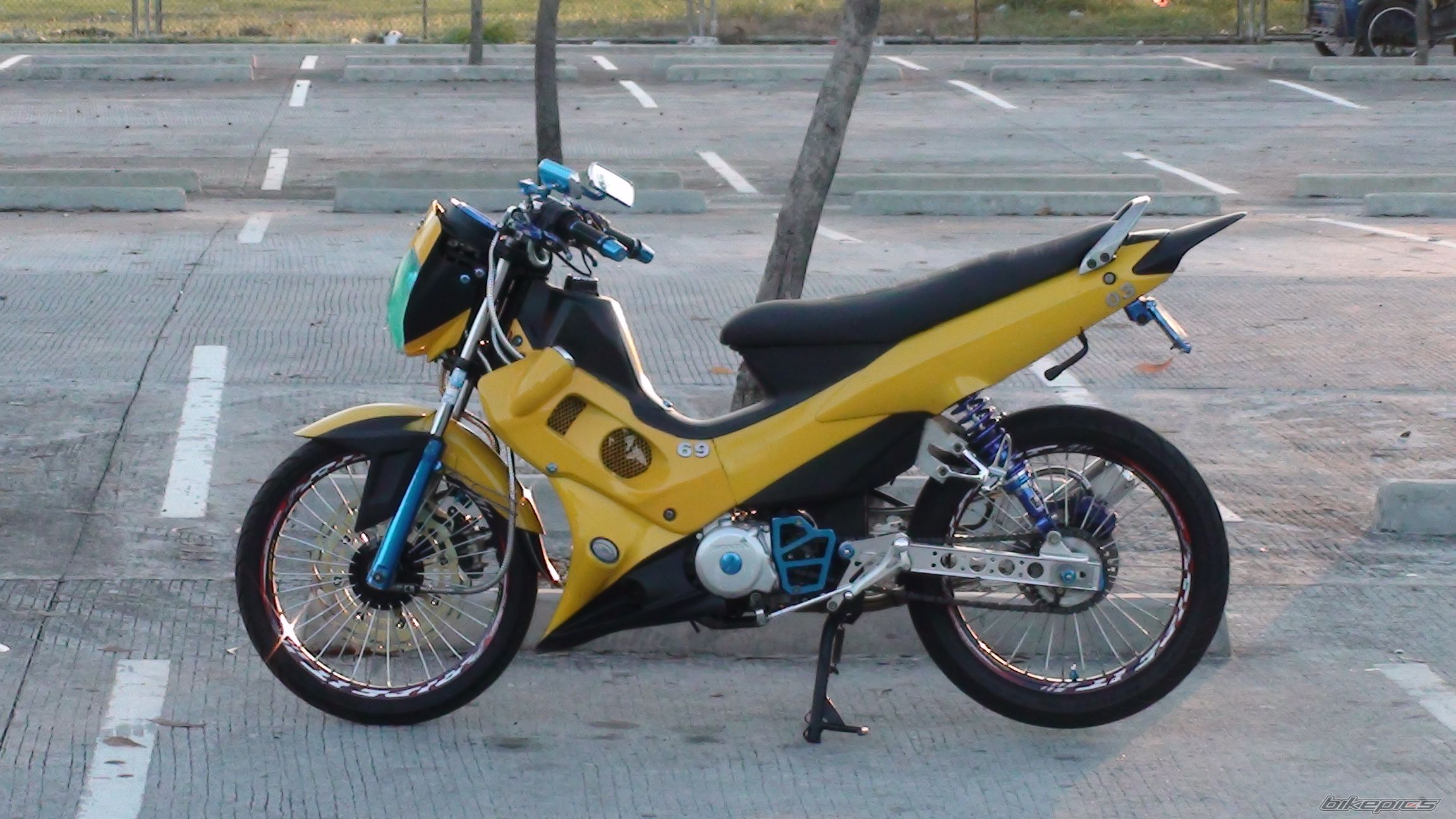 Bike Photo 1974049