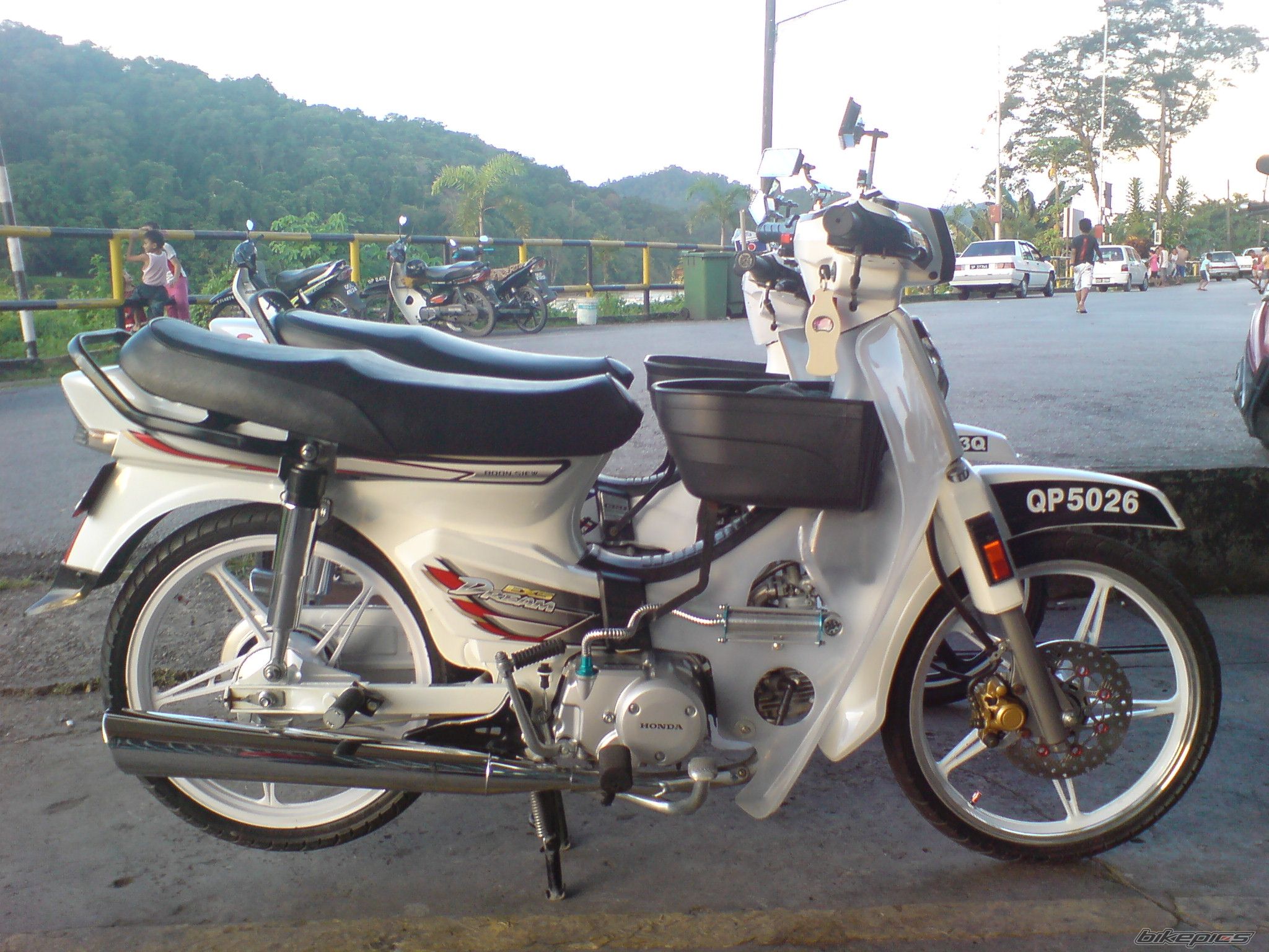 Photo 1974057