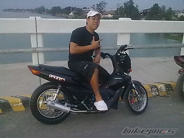 Photo 1974129