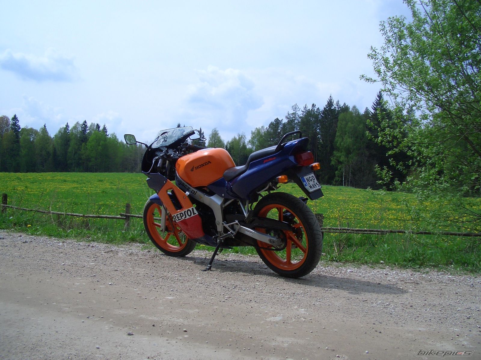 Photo 1974302